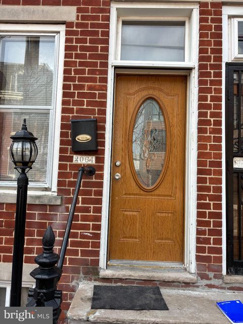 Townhouse For Sale - 2064 East Daulphin<br/> PHILADELPHIA, PA 19125
