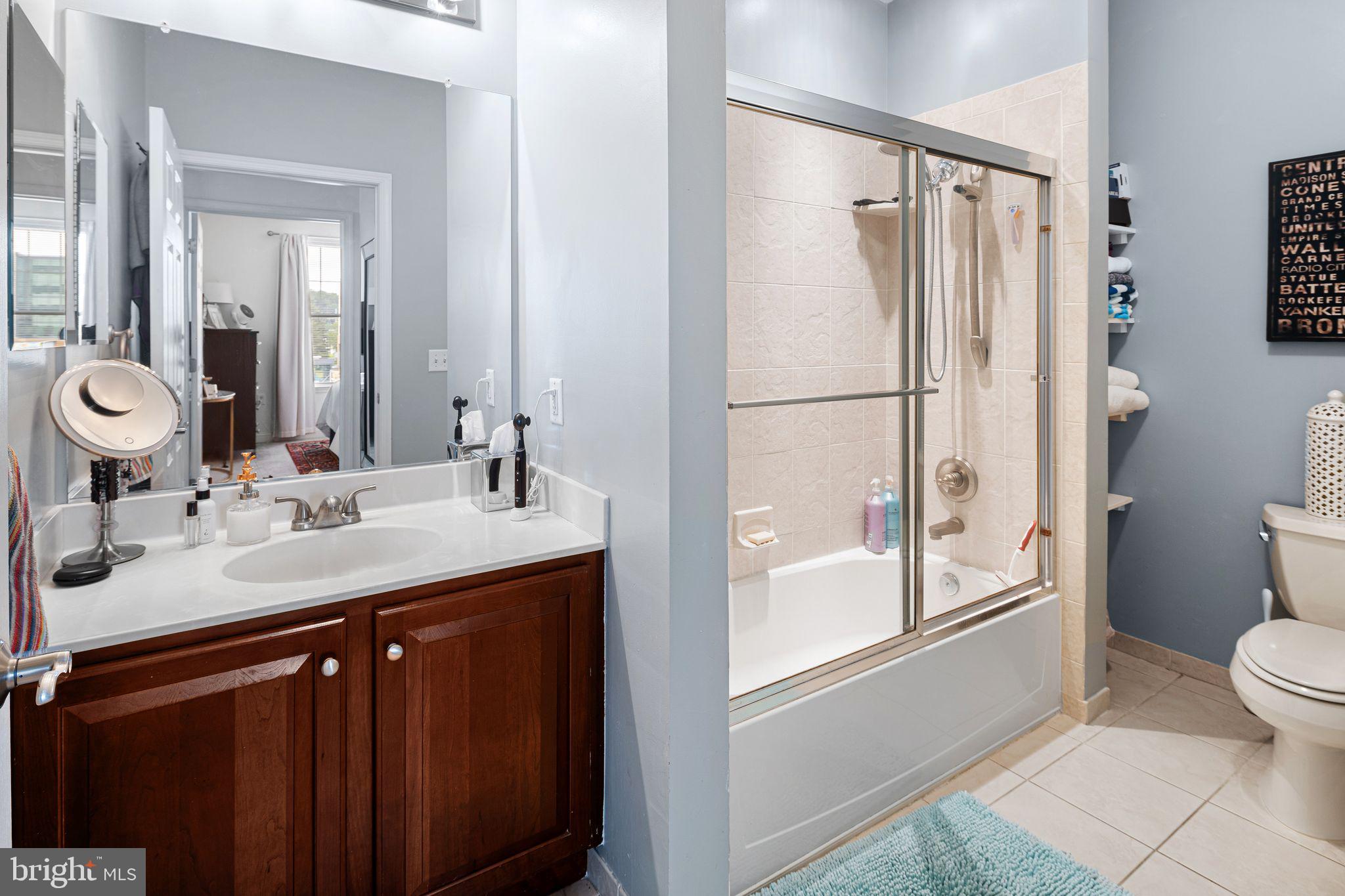 THE GRANDE AT RIVERVIEW - Residential