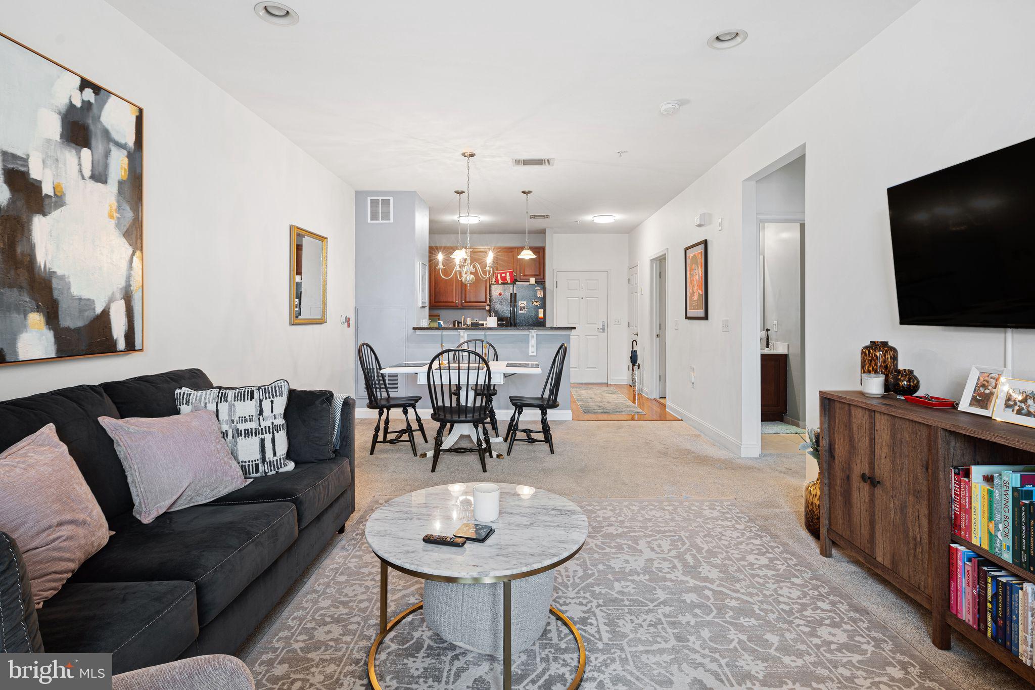 THE GRANDE AT RIVERVIEW - Residential