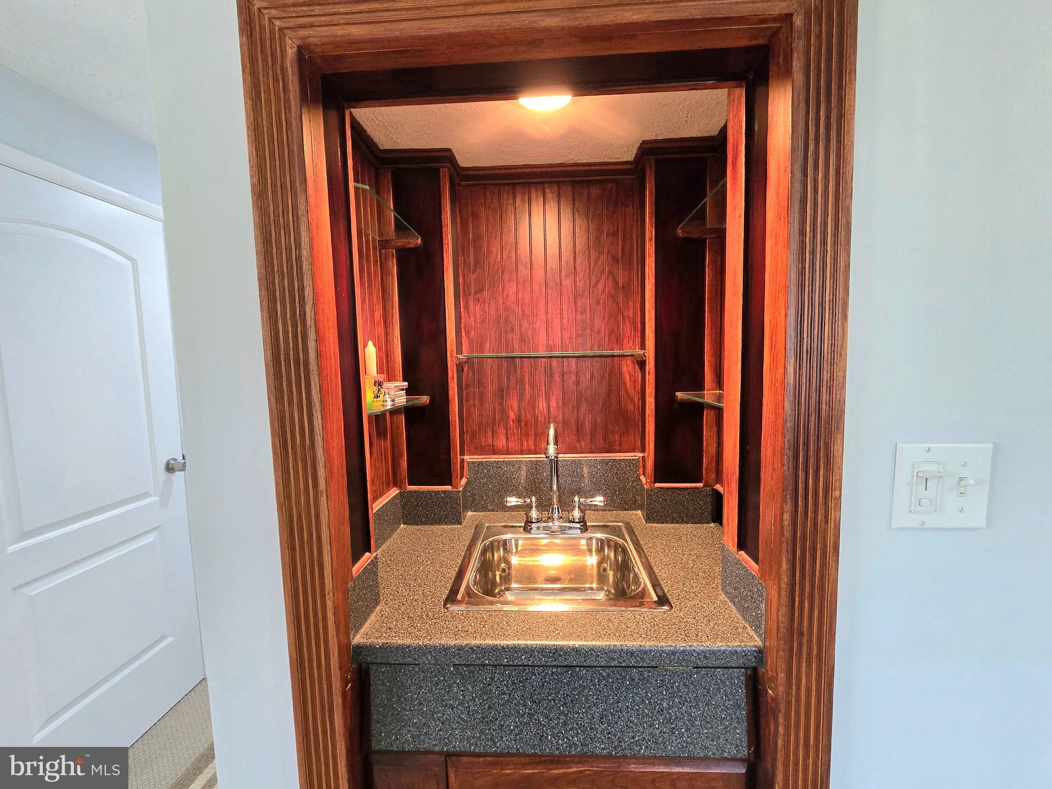 EMORY GROVE - Residential