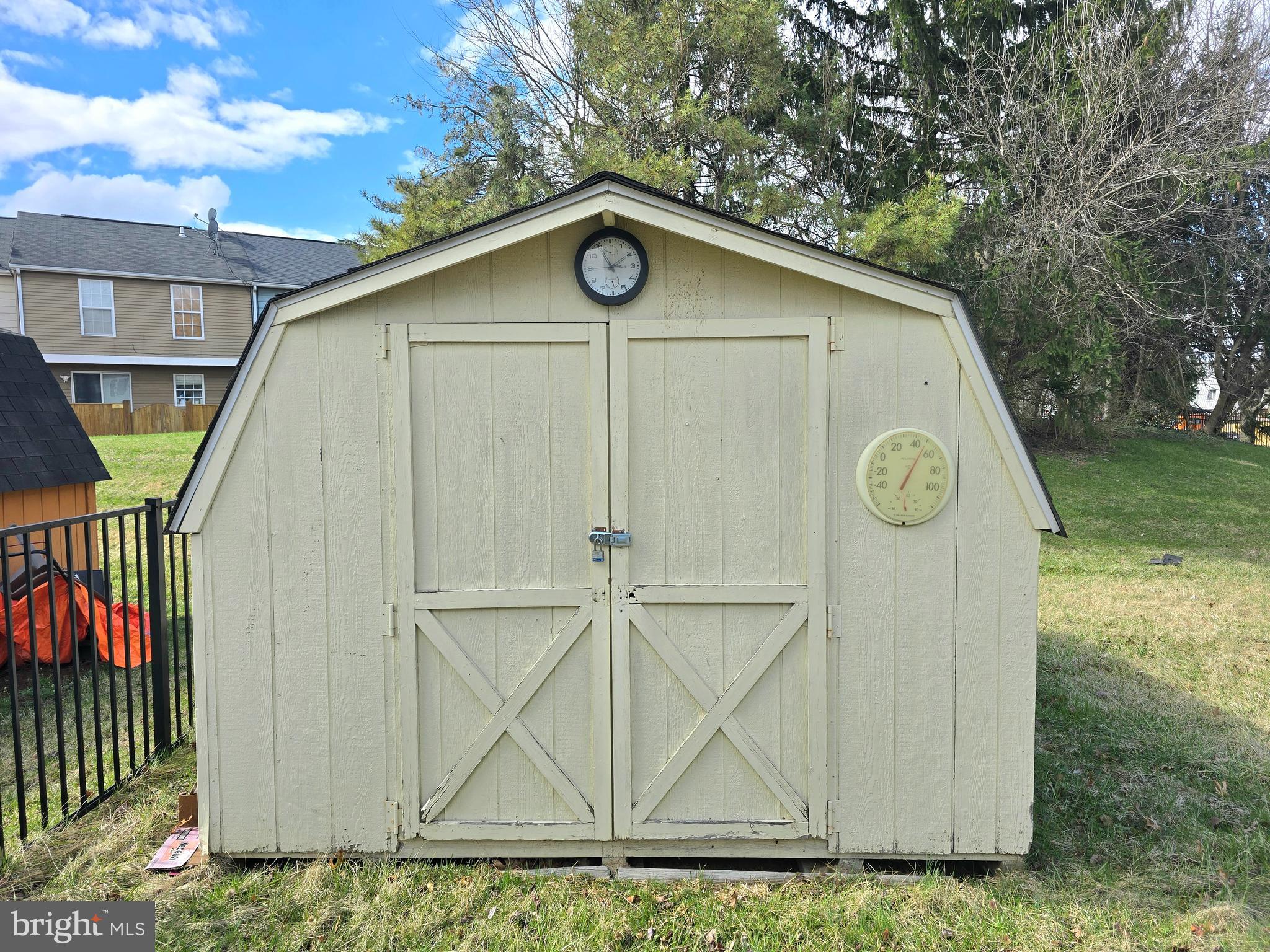 EMORY GROVE - Residential