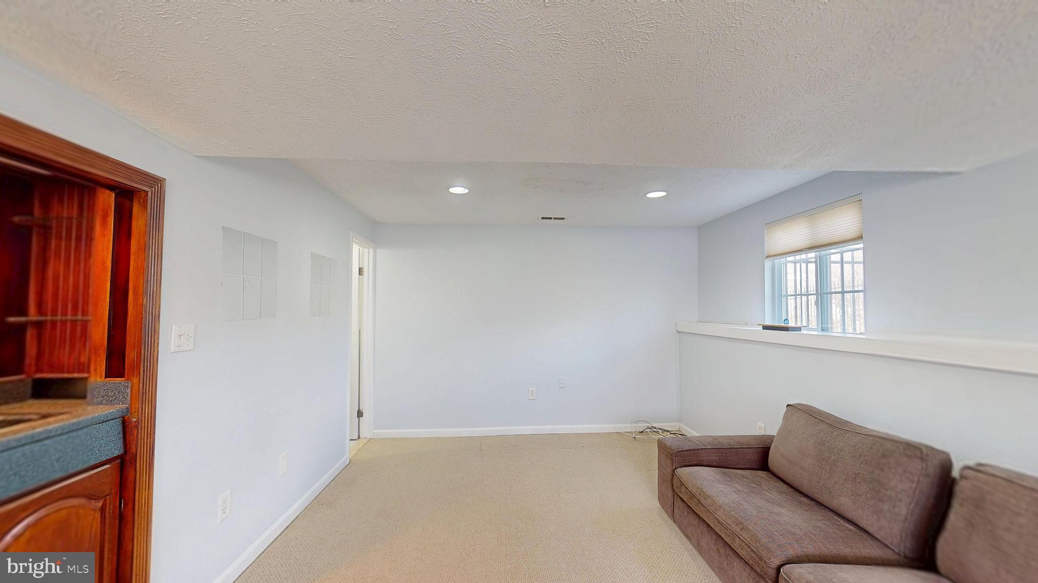 EMORY GROVE - Residential