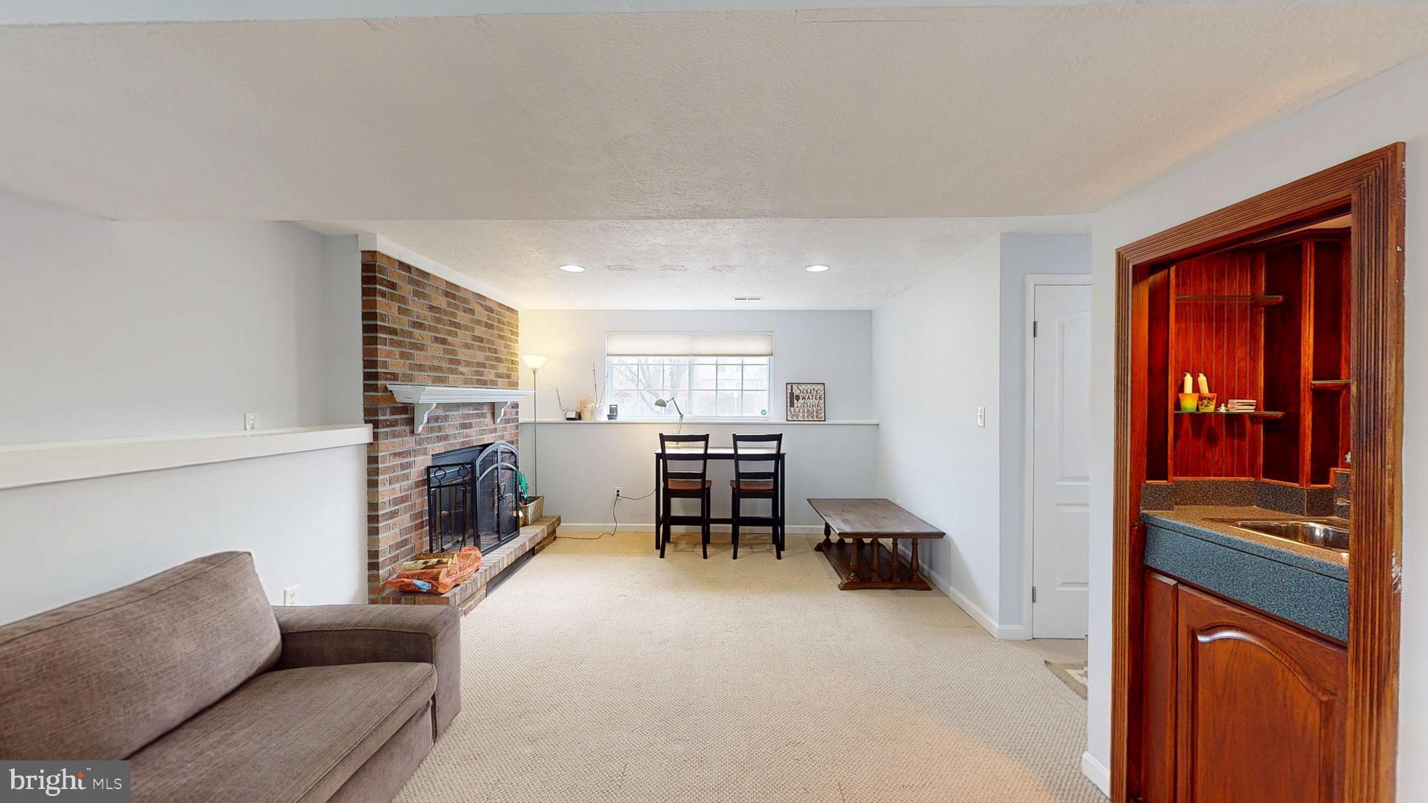 EMORY GROVE - Residential