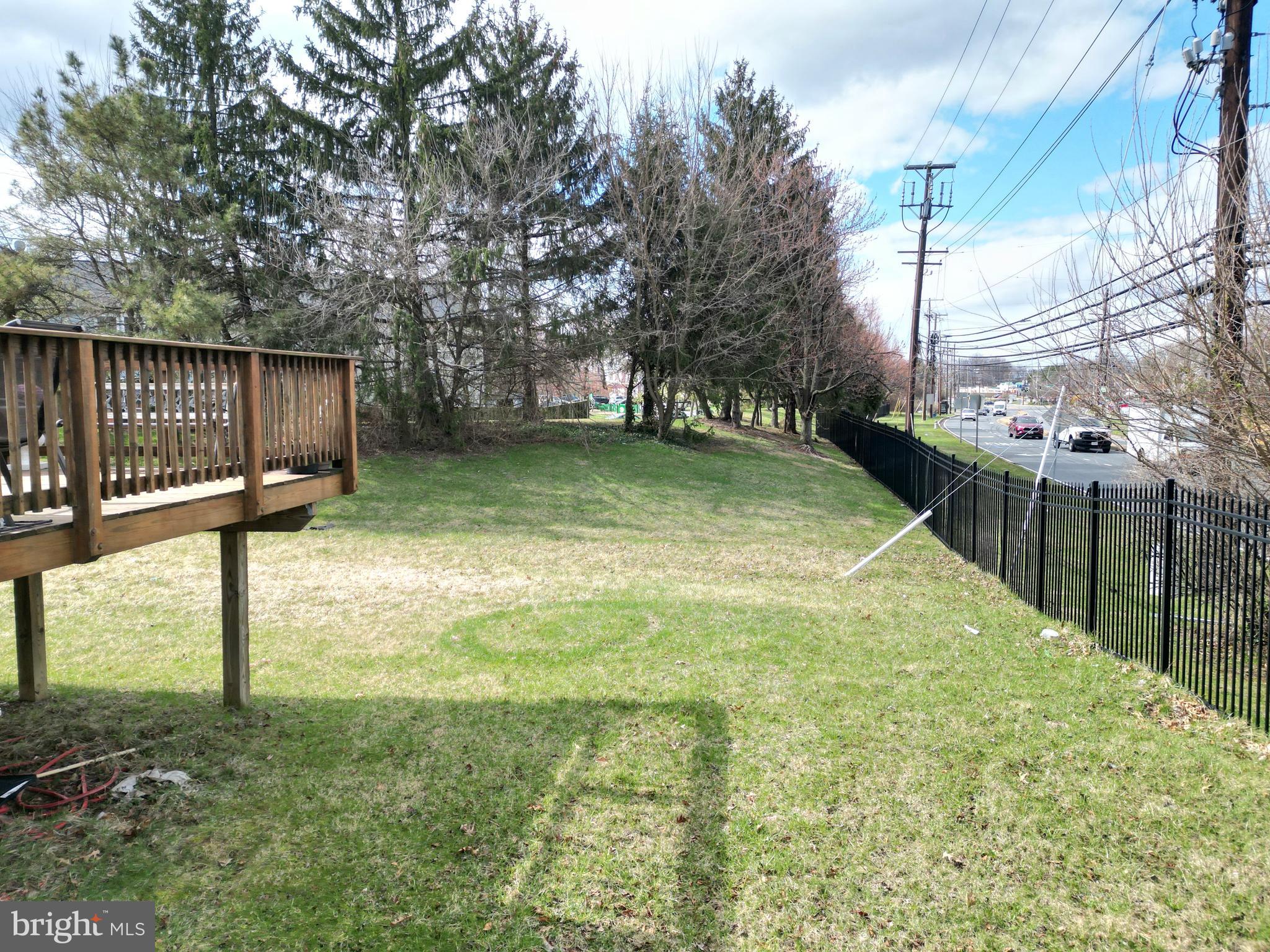 EMORY GROVE - Residential