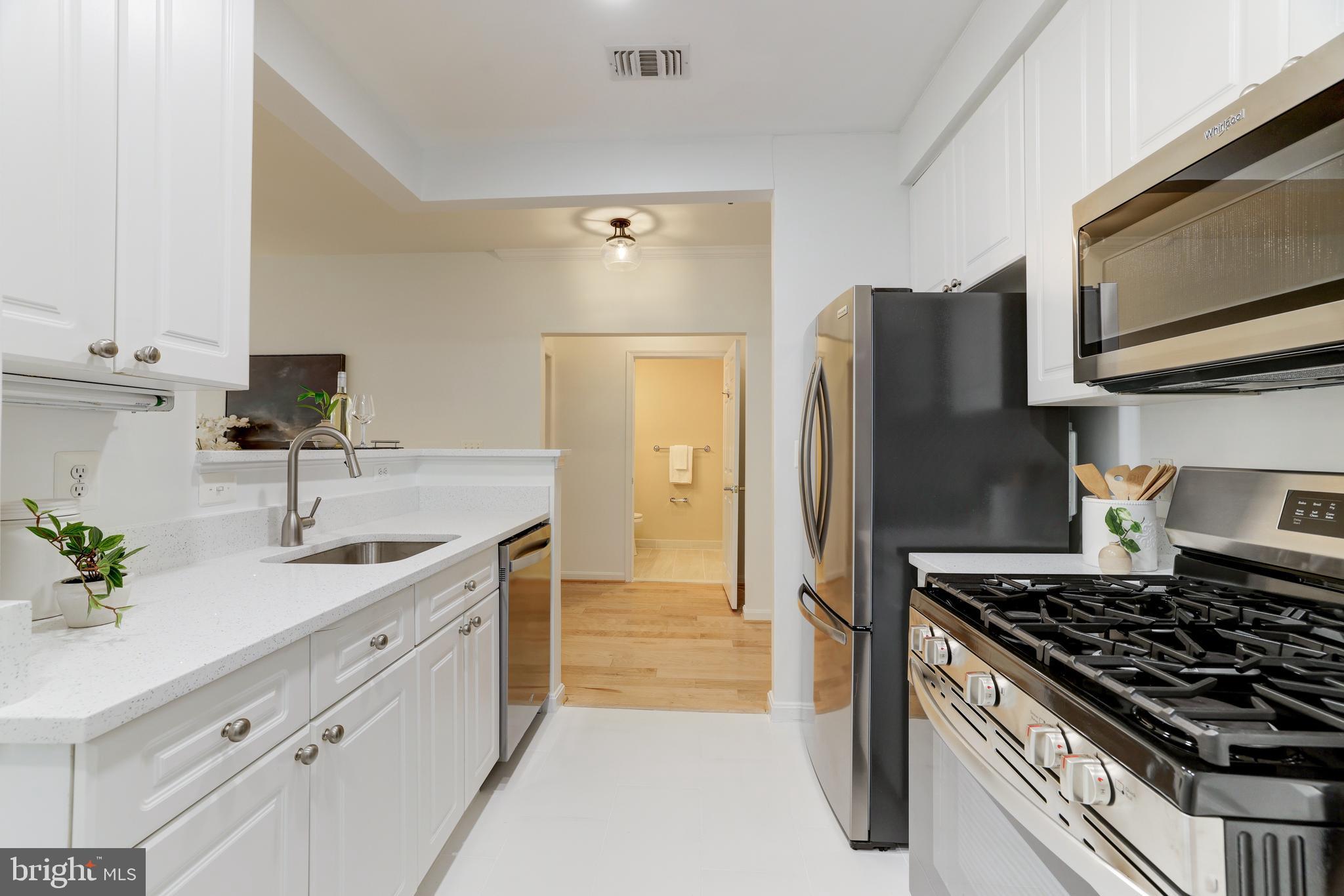 STRATFORD CONDOMINIUMS - Residential