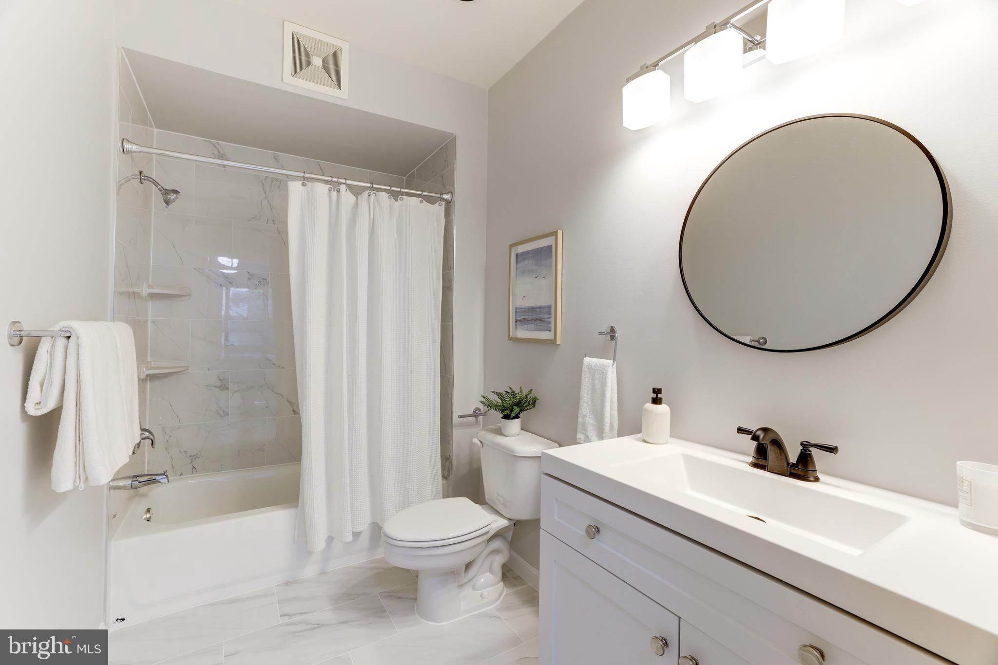 STRATFORD CONDOMINIUMS - Residential