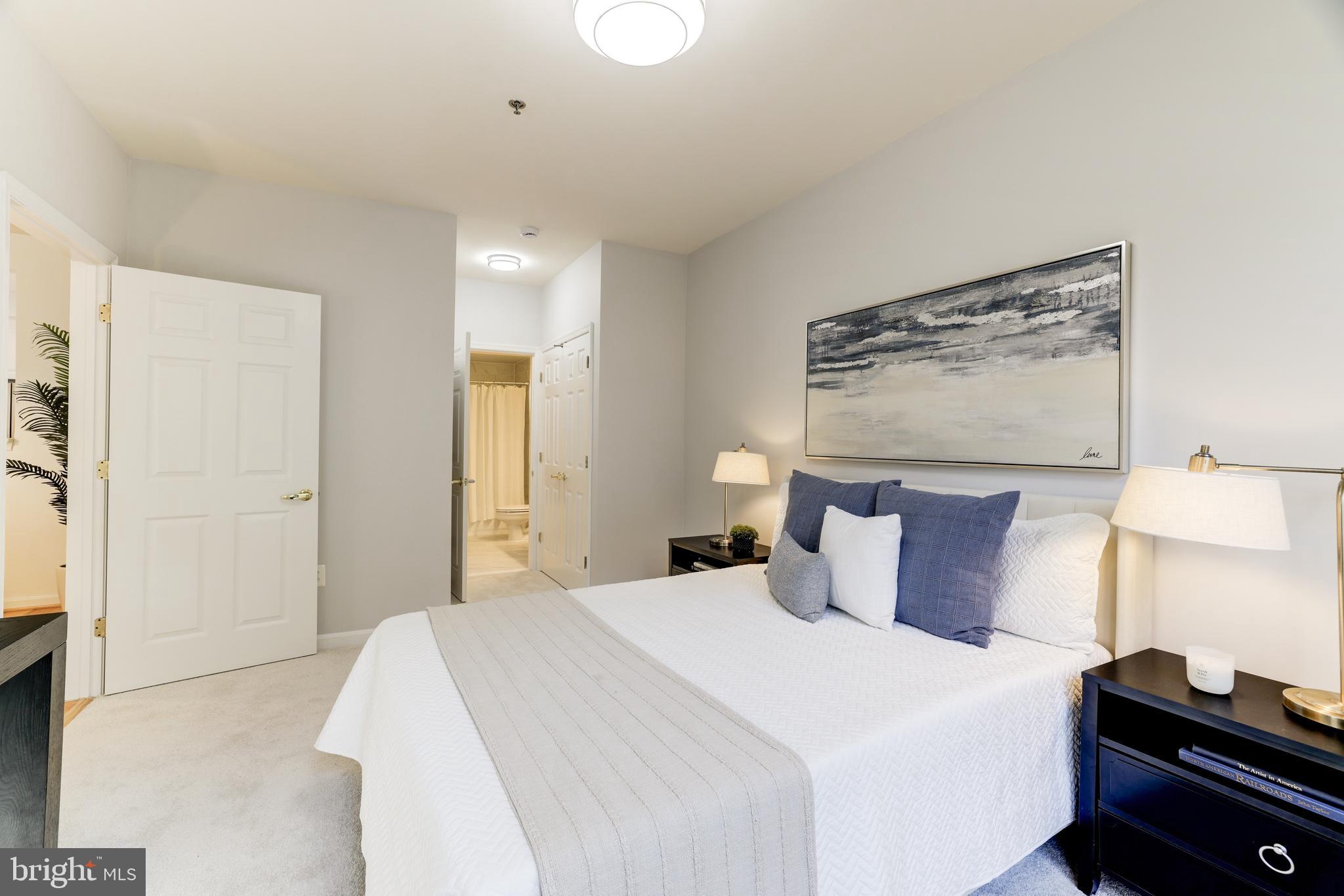 STRATFORD CONDOMINIUMS - Residential