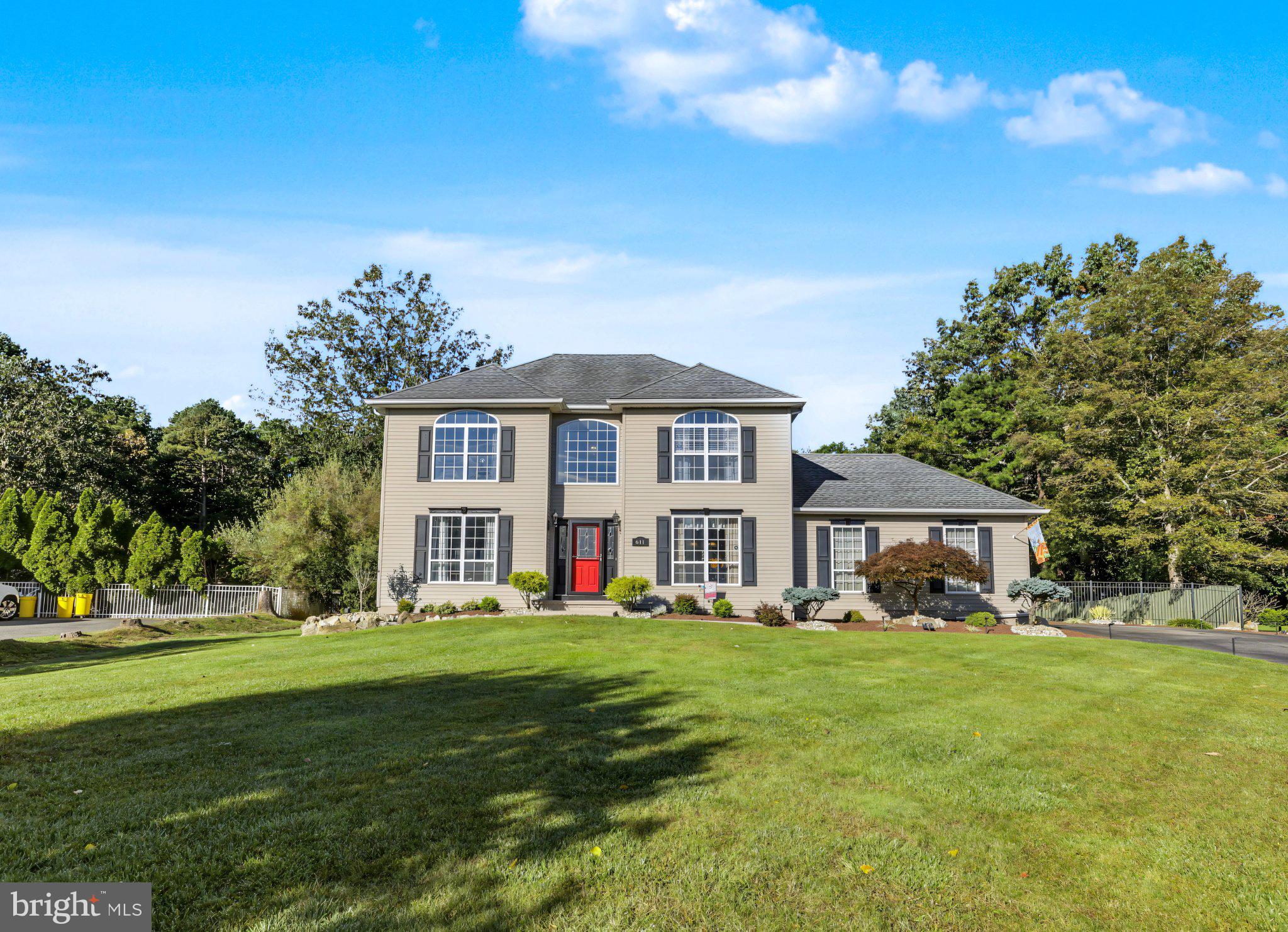 611 WINTERBERRY BOULEVARD