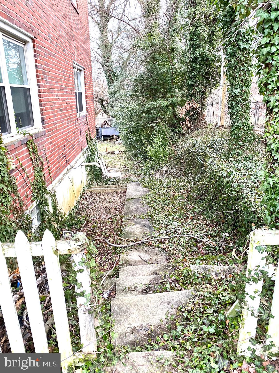 GOVANS - Residential