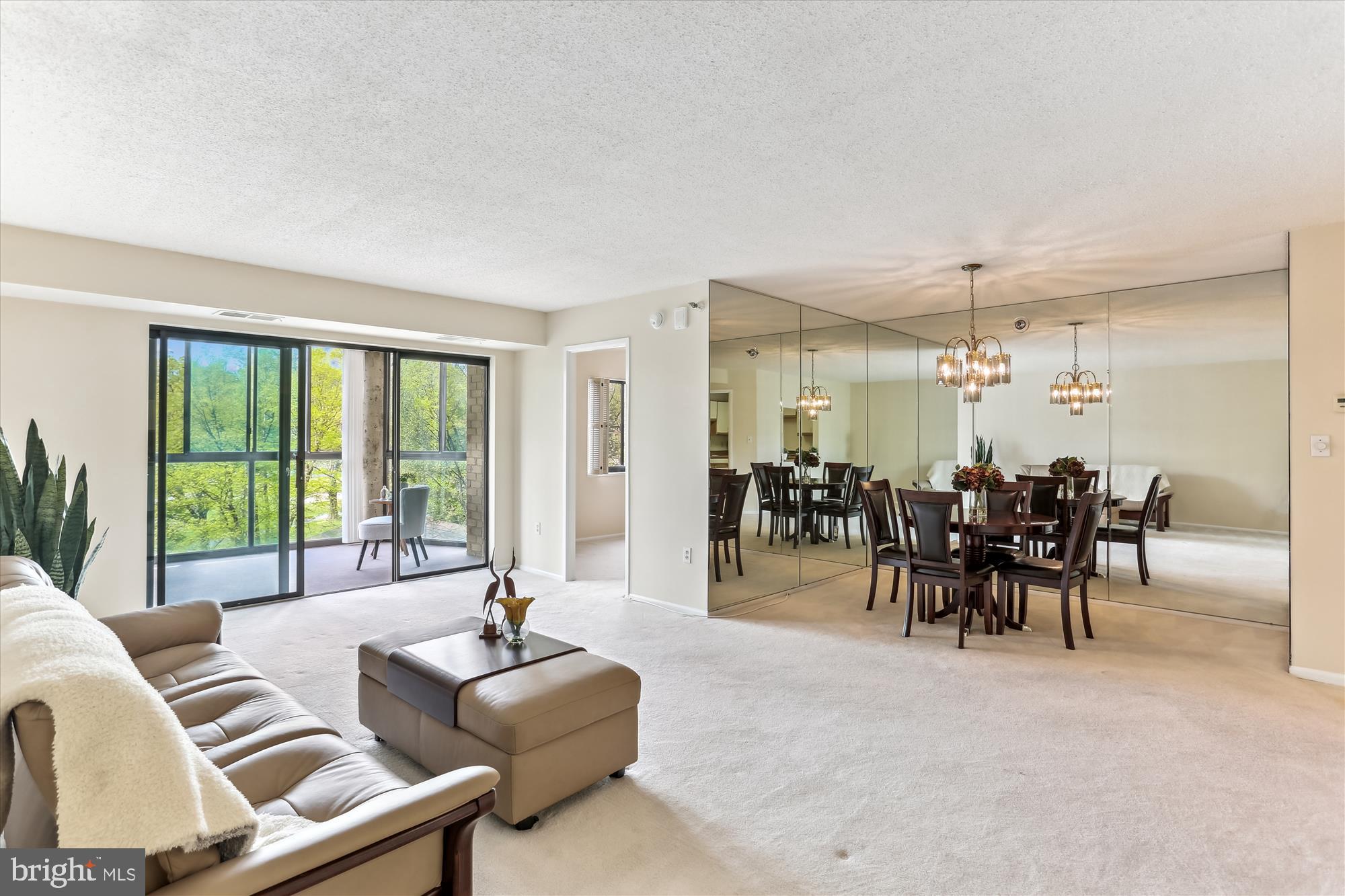 LEISURE WORLD - Residential