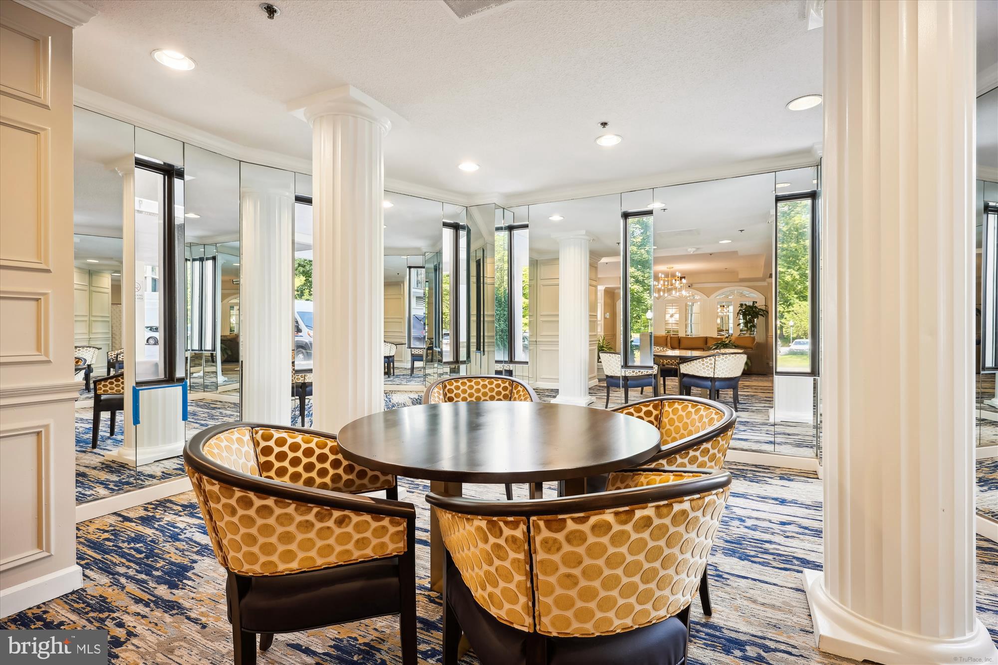 LEISURE WORLD - Residential