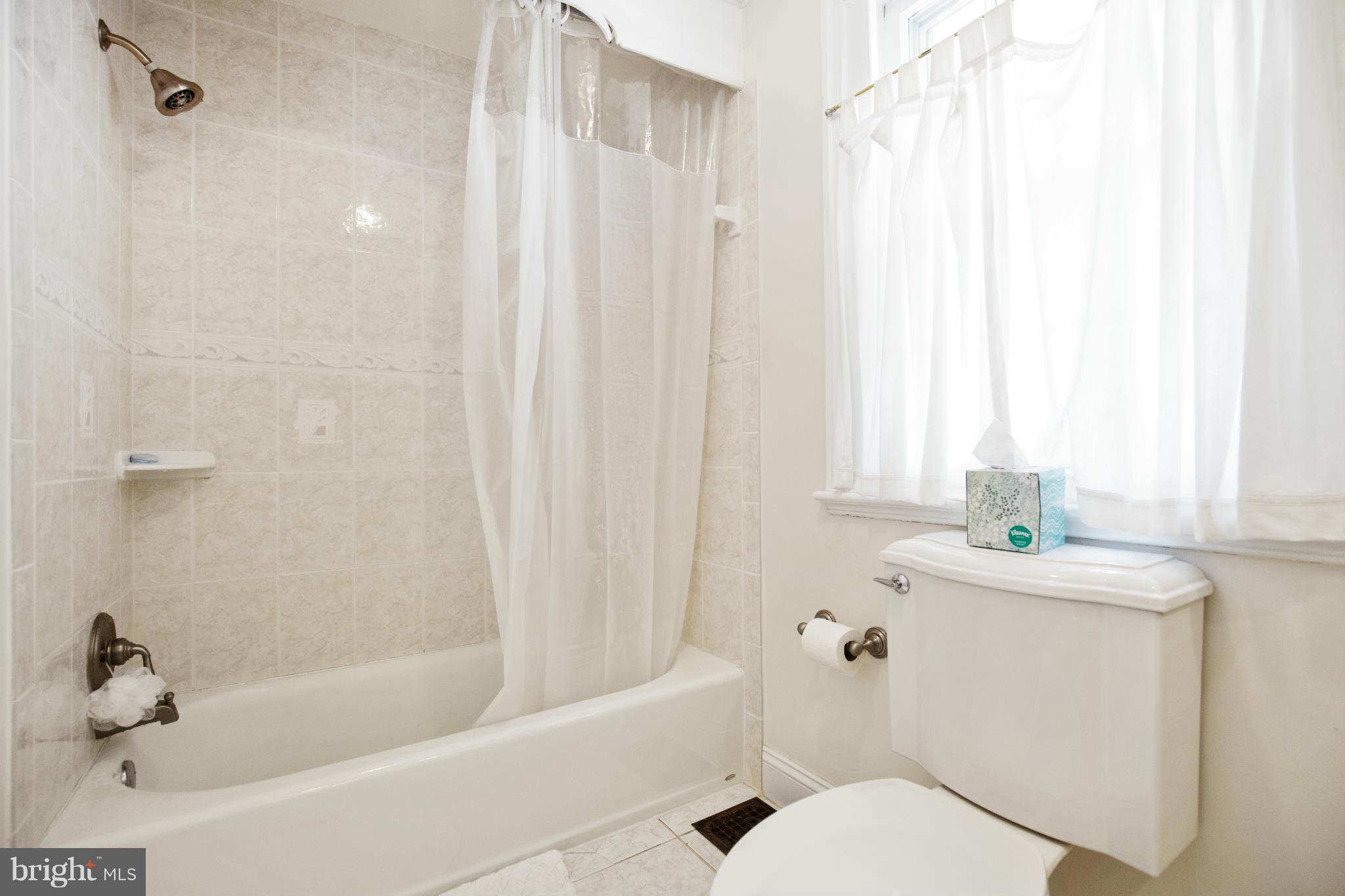 OAK HILL - Residential