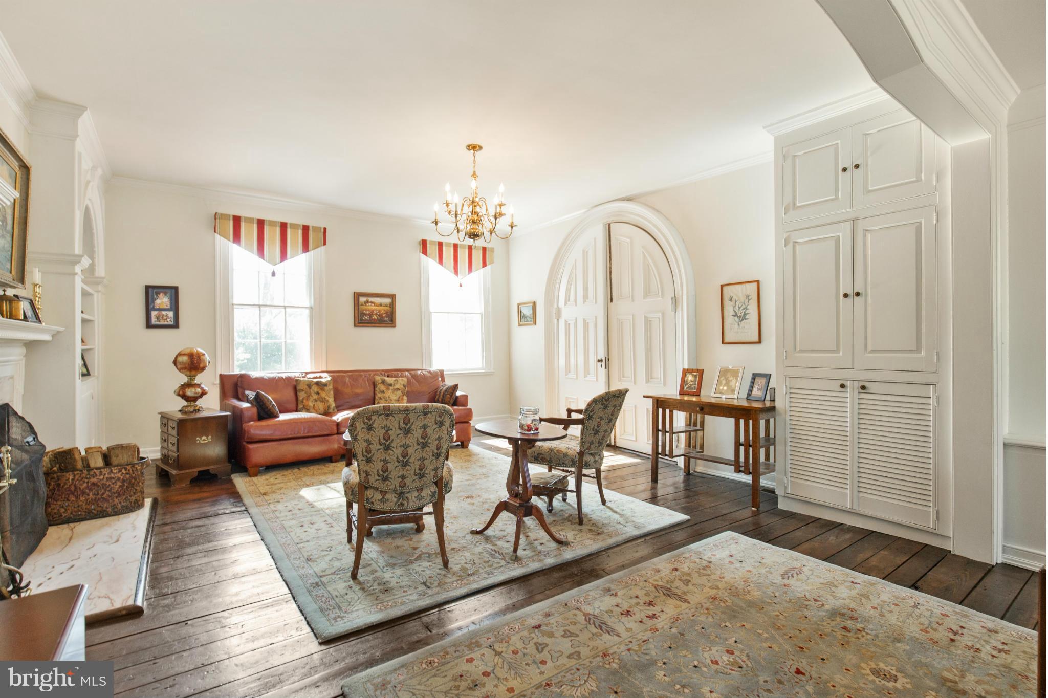 OAK HILL - Residential