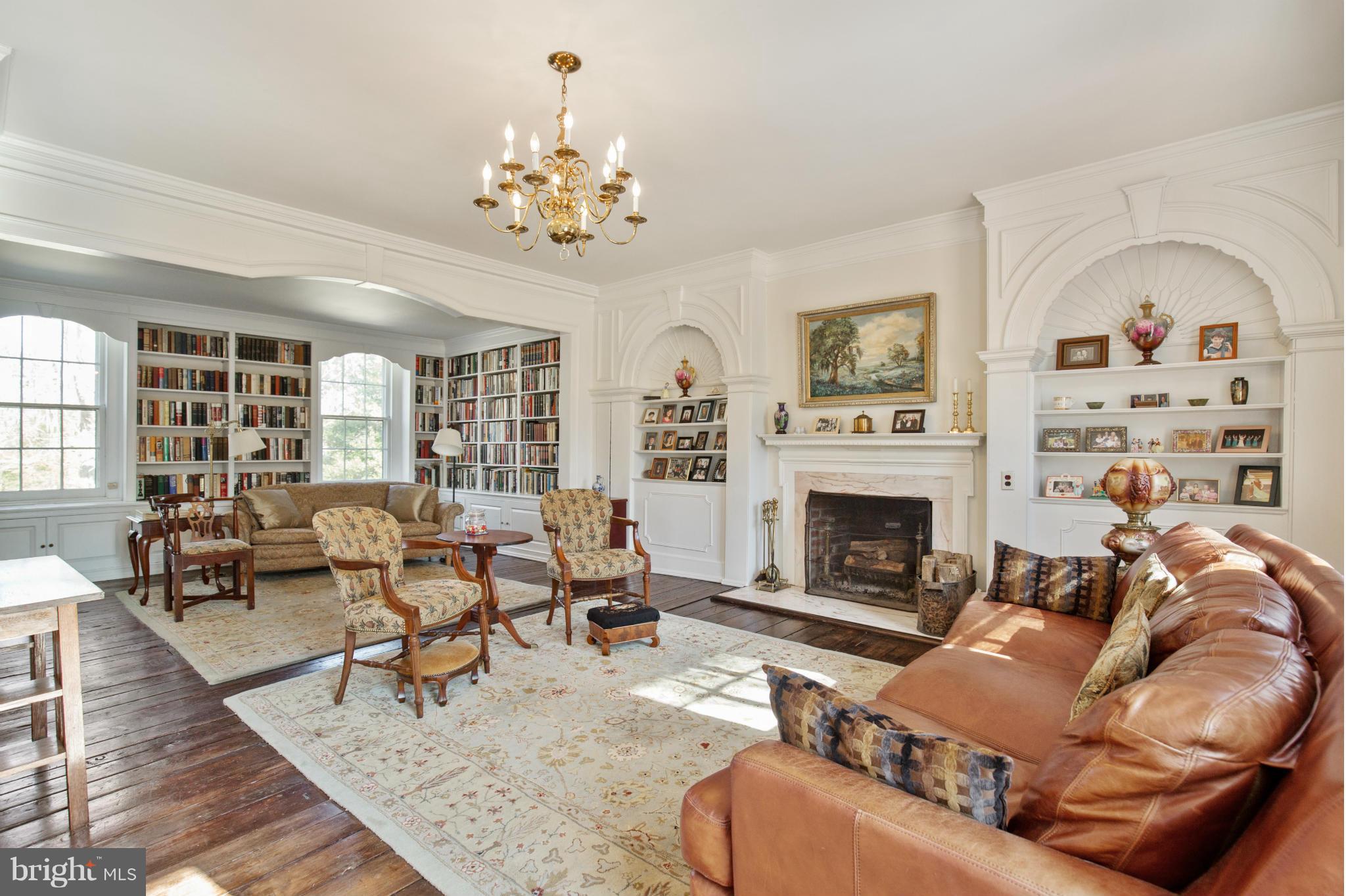 OAK HILL - Residential