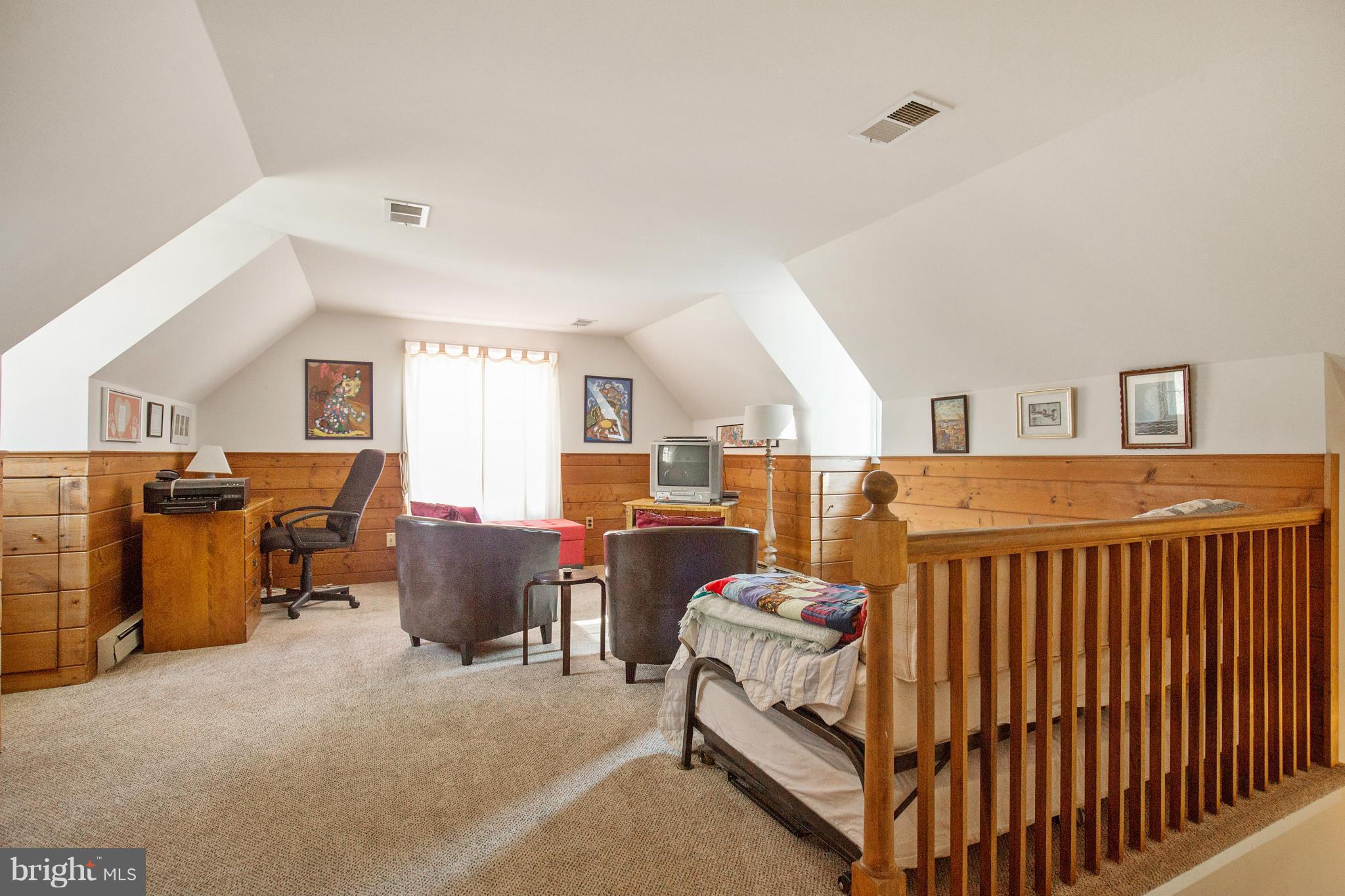 OAK HILL - Residential