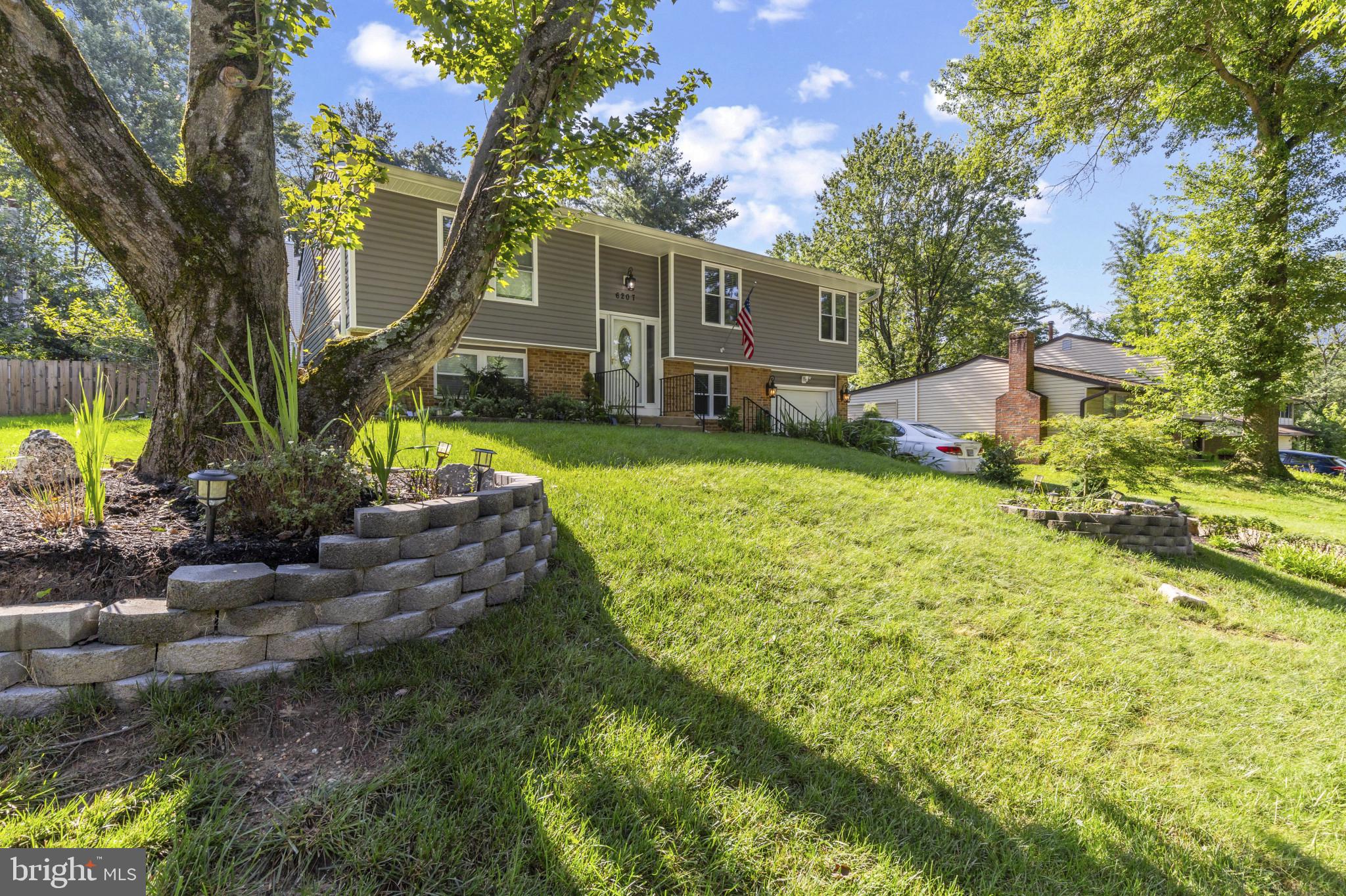 OAKLAND MILLS - Residential
