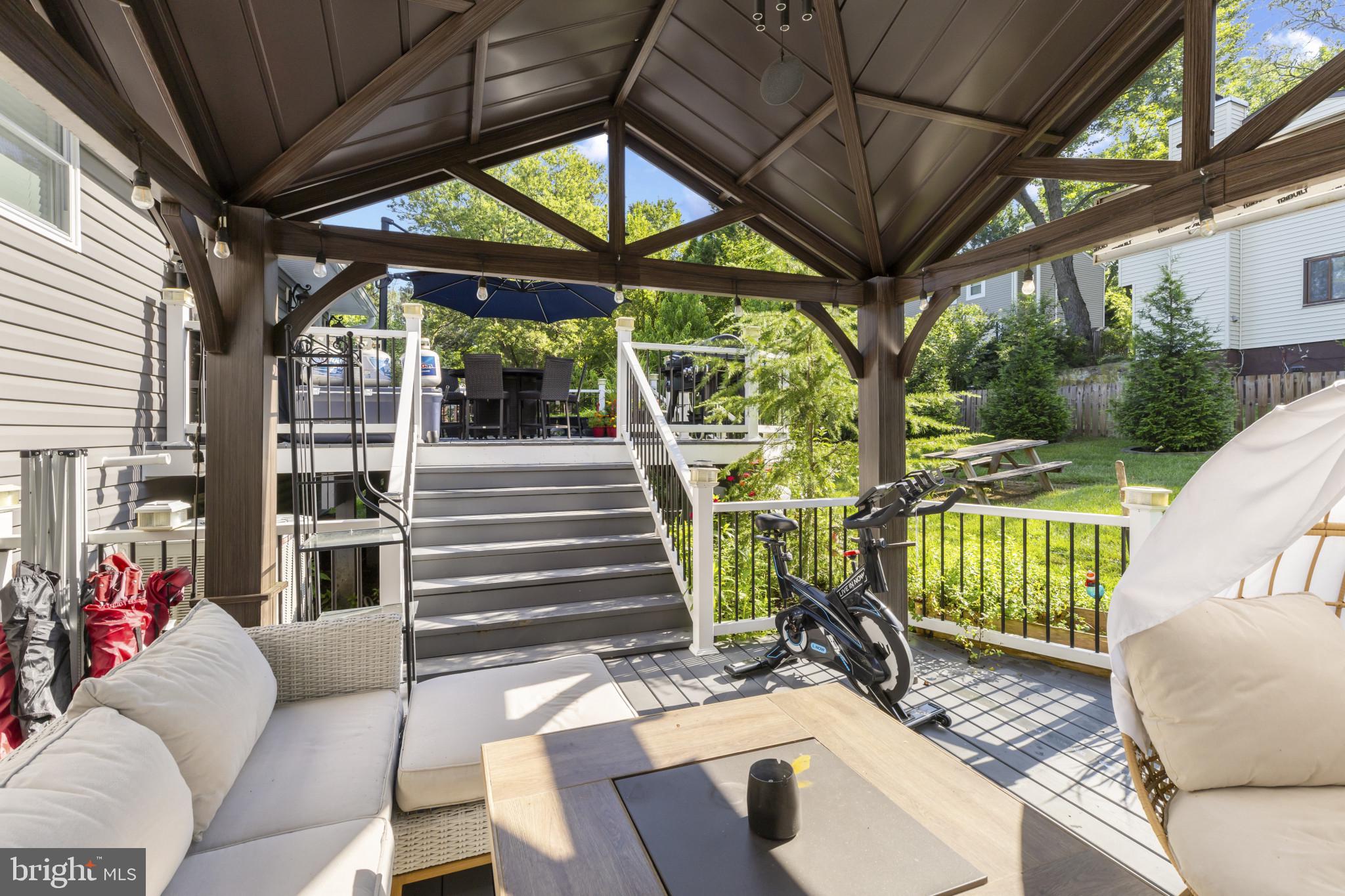 OAKLAND MILLS - Residential