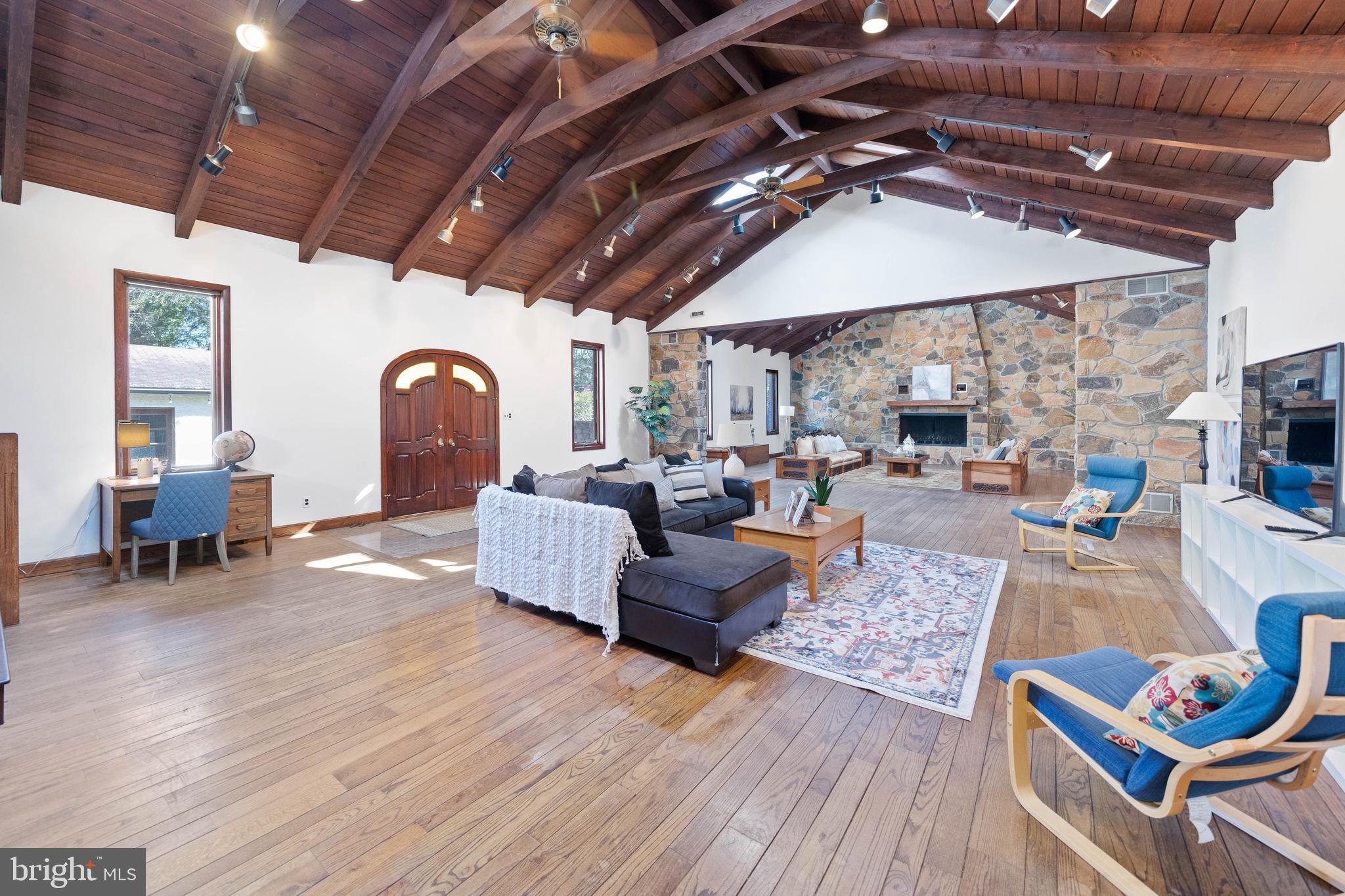 FOXCROFT - Residential