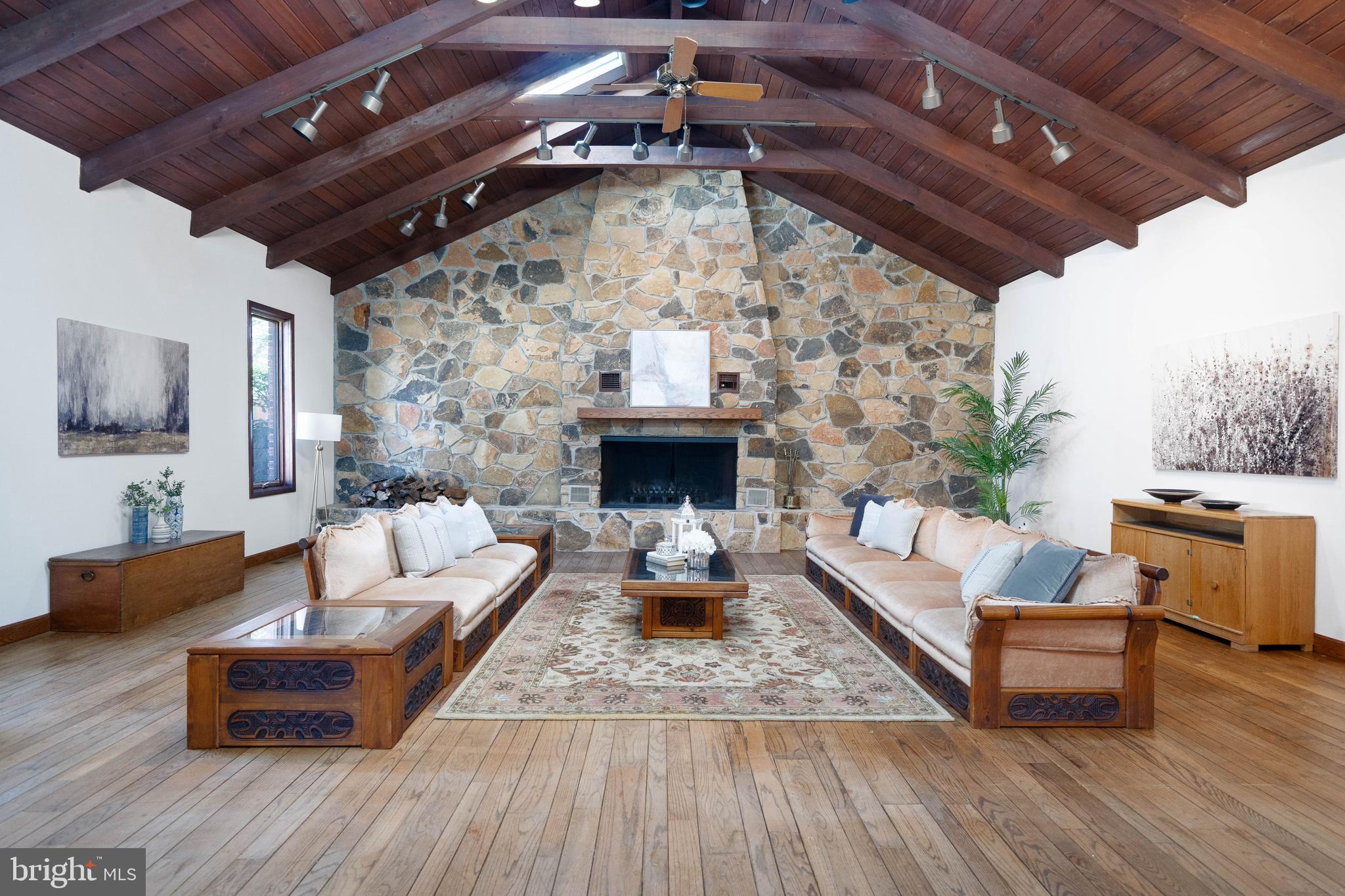 FOXCROFT - Residential