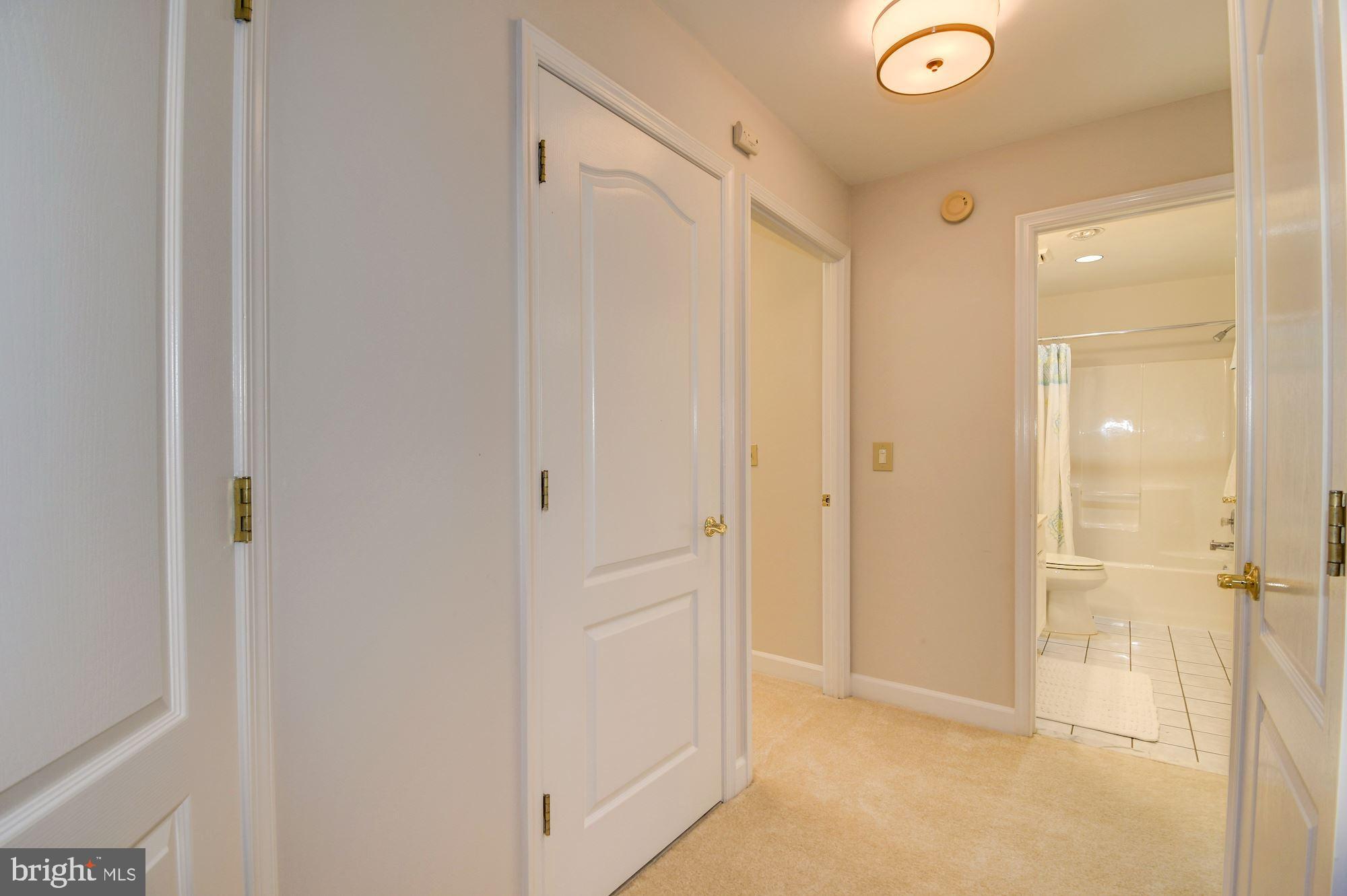 FALLS STATION - Residential Lease