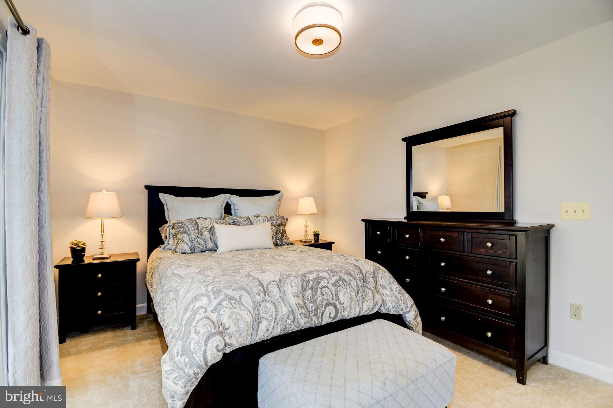 FALLS STATION - Residential Lease