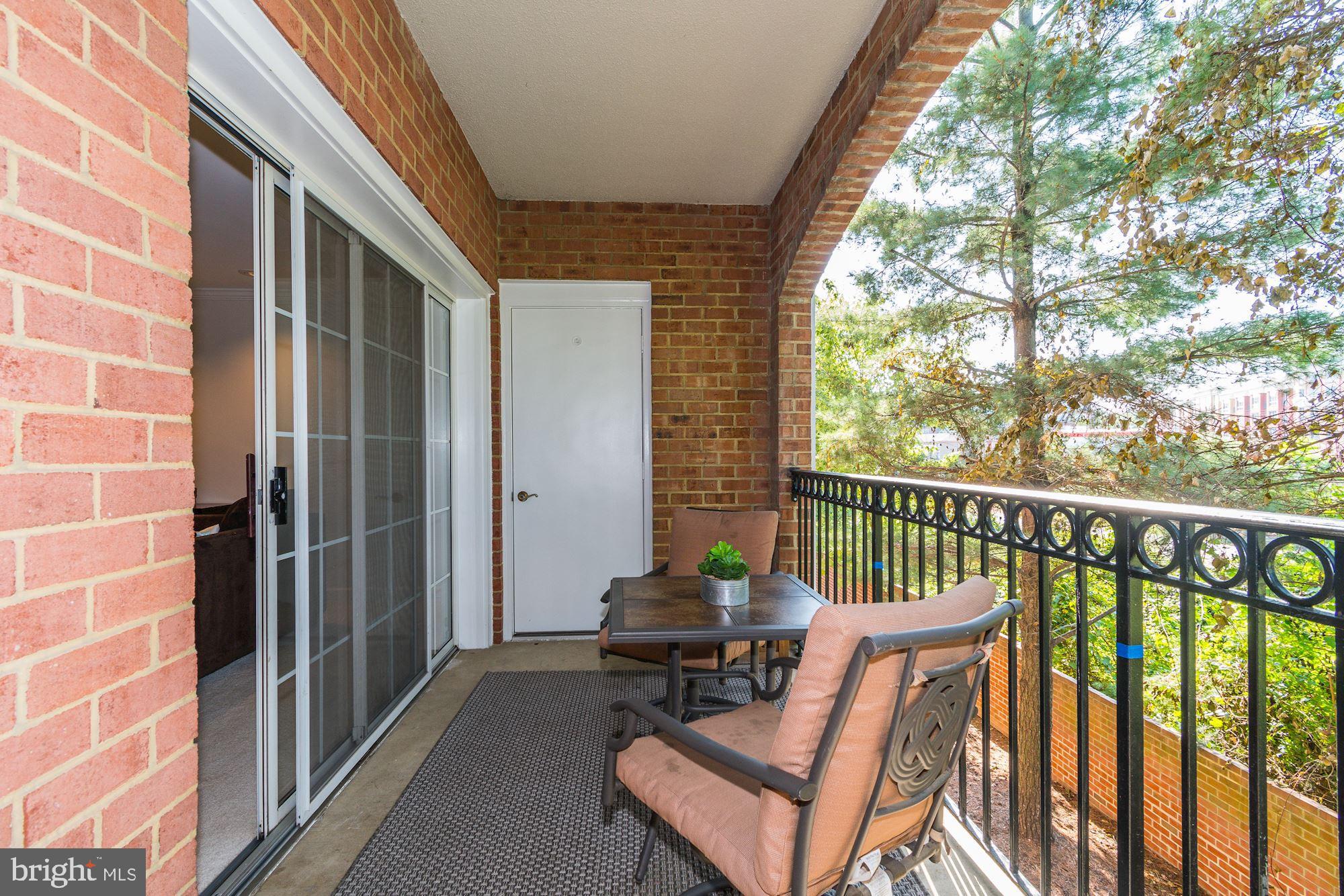 FALLS STATION - Residential Lease