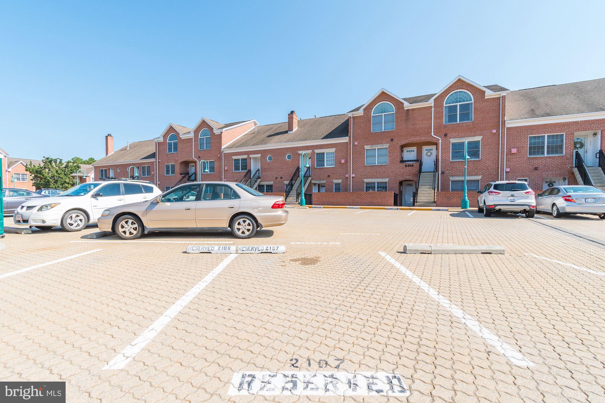 FALLS STATION - Residential Lease