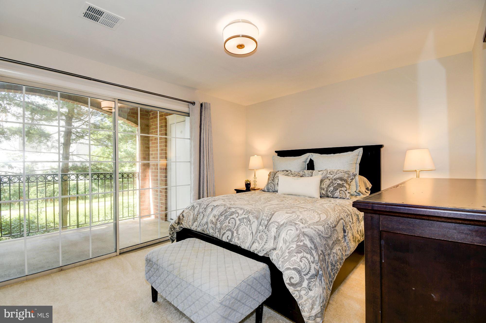 FALLS STATION - Residential Lease