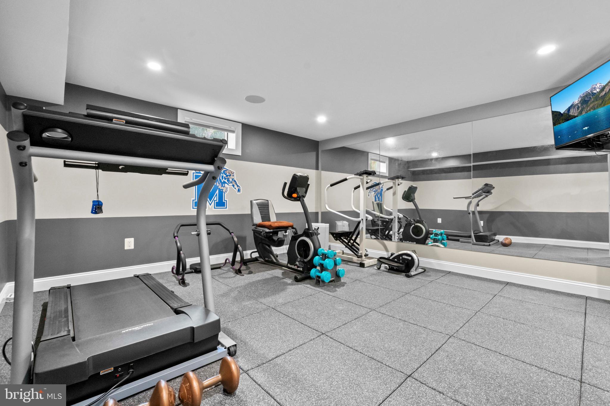 DOMINION VALLEY COUNTRY CLUB - Residential