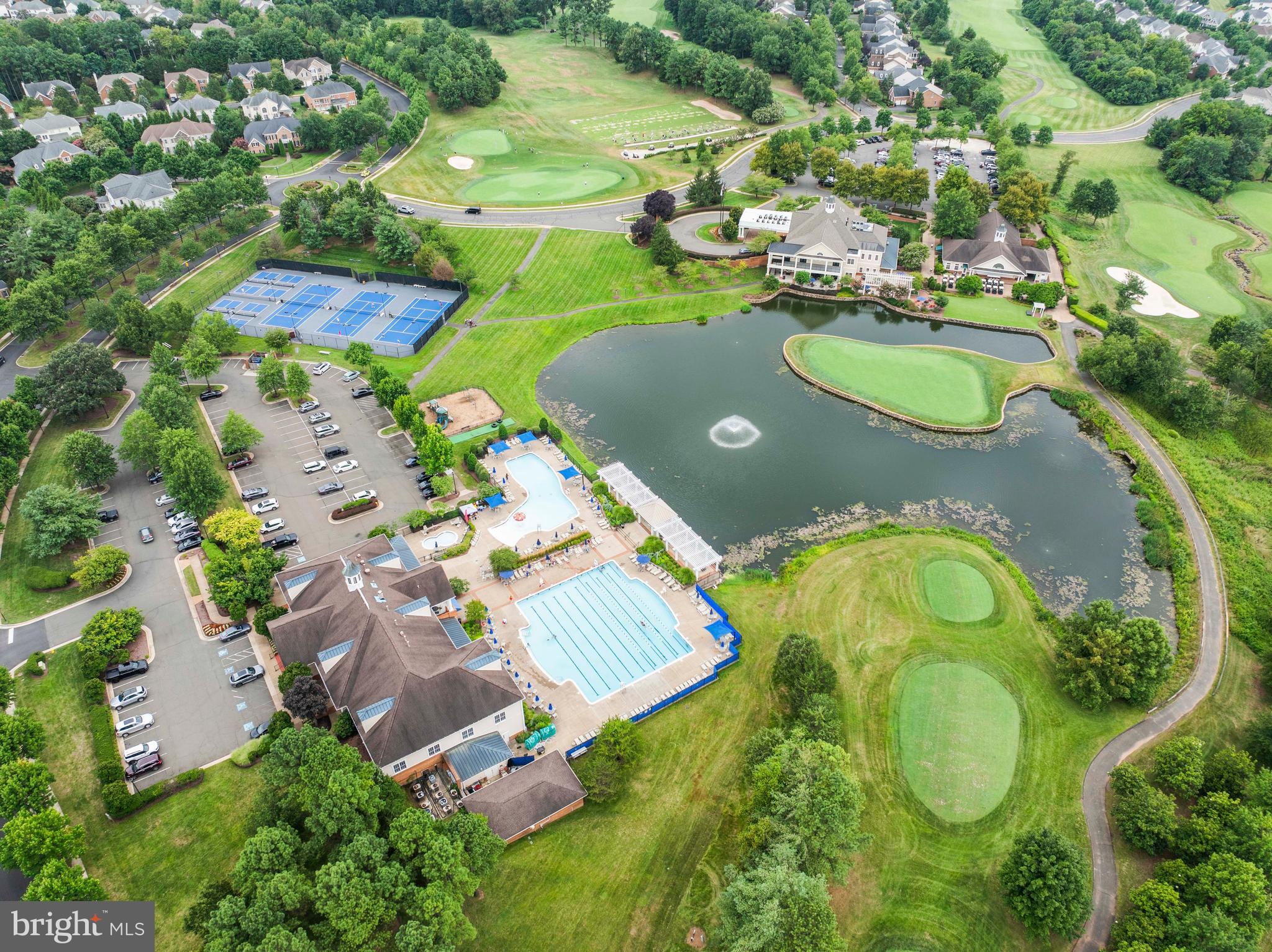 DOMINION VALLEY COUNTRY CLUB - Residential