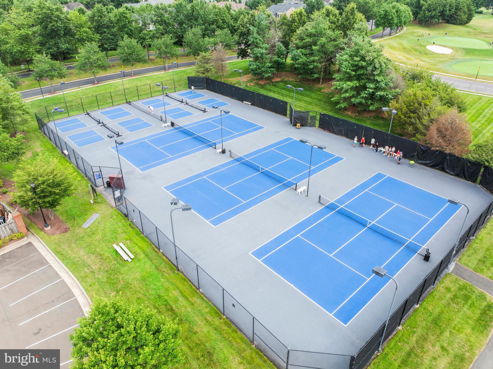 DOMINION VALLEY COUNTRY CLUB - Residential