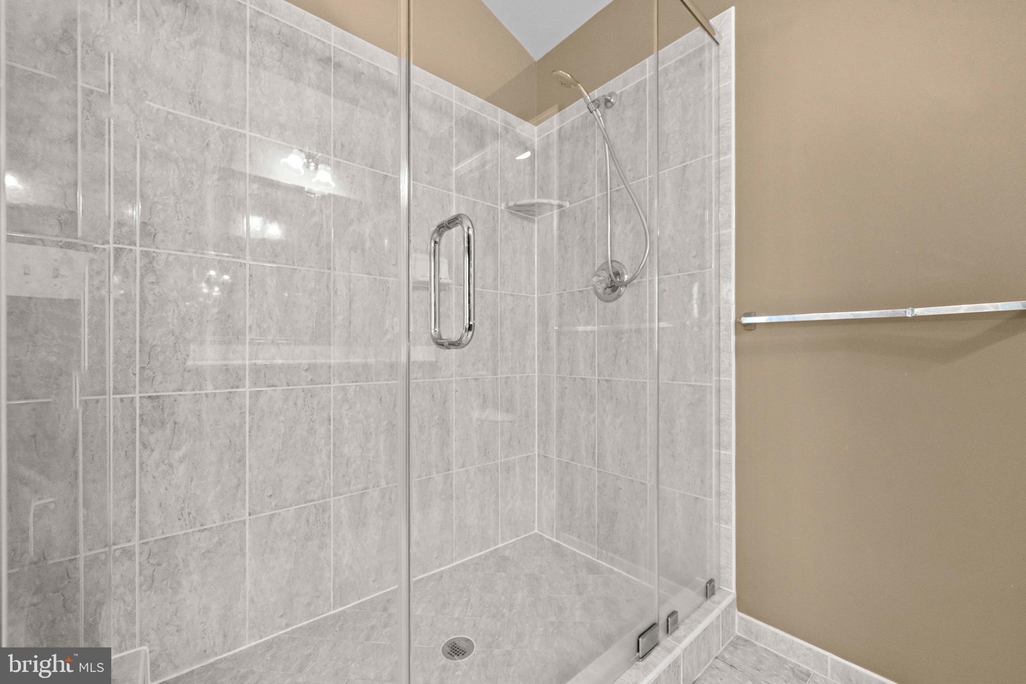 DOMINION VALLEY COUNTRY CLUB - Residential