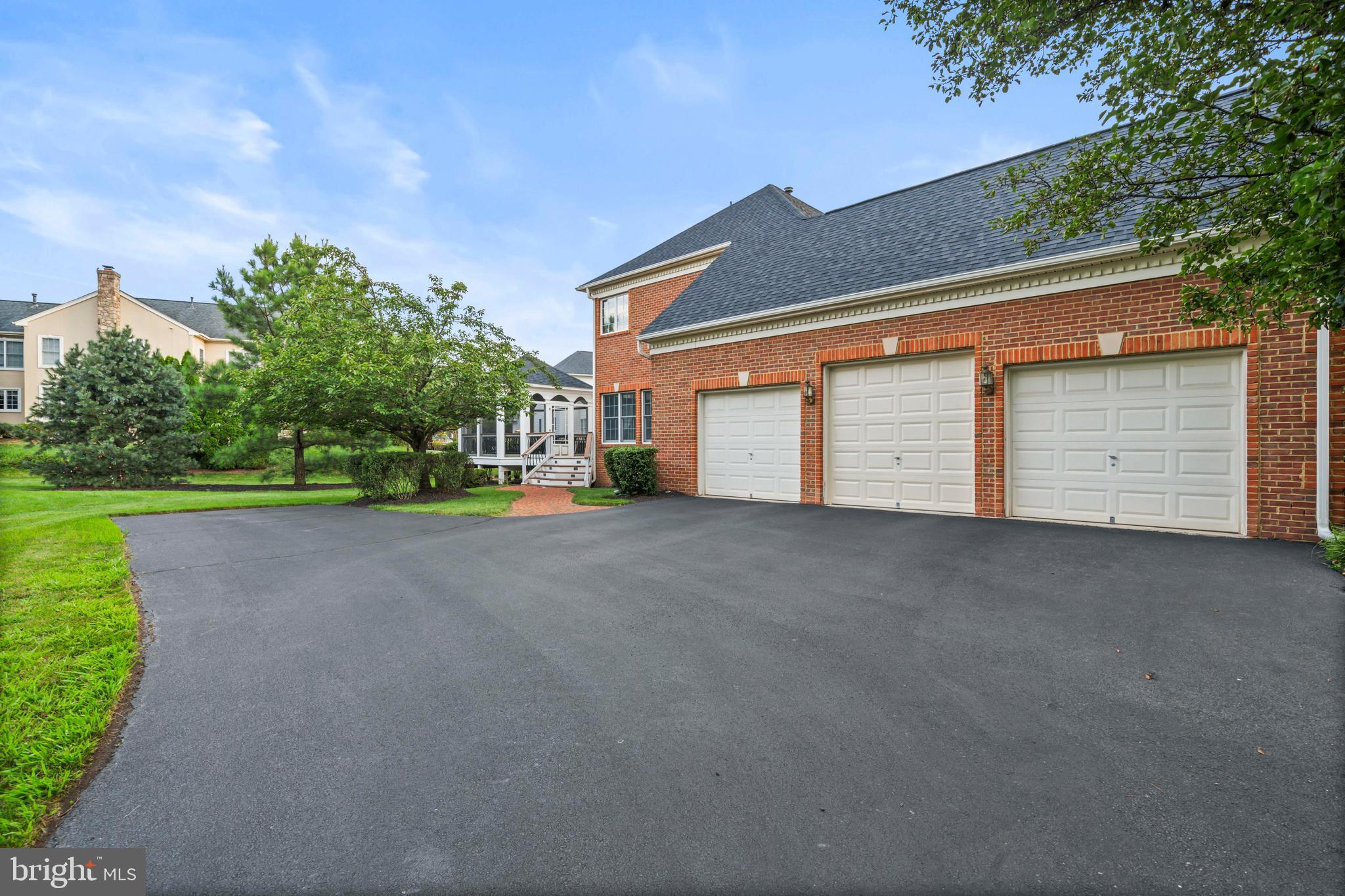 15061 DORAL PLACE