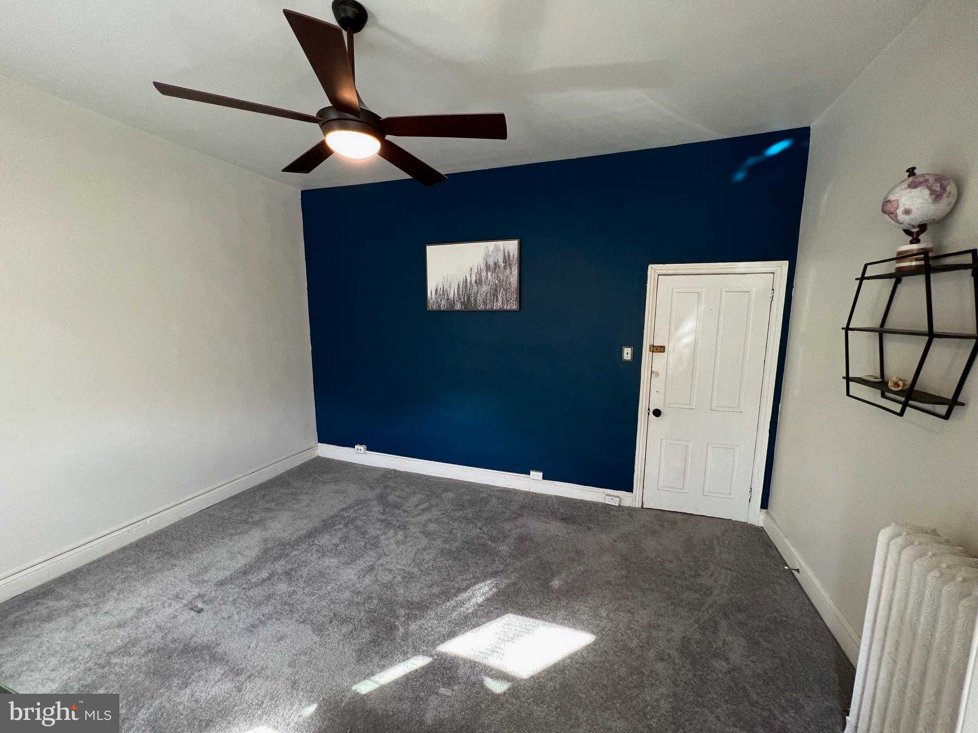 EAST FALLS - Residential Lease