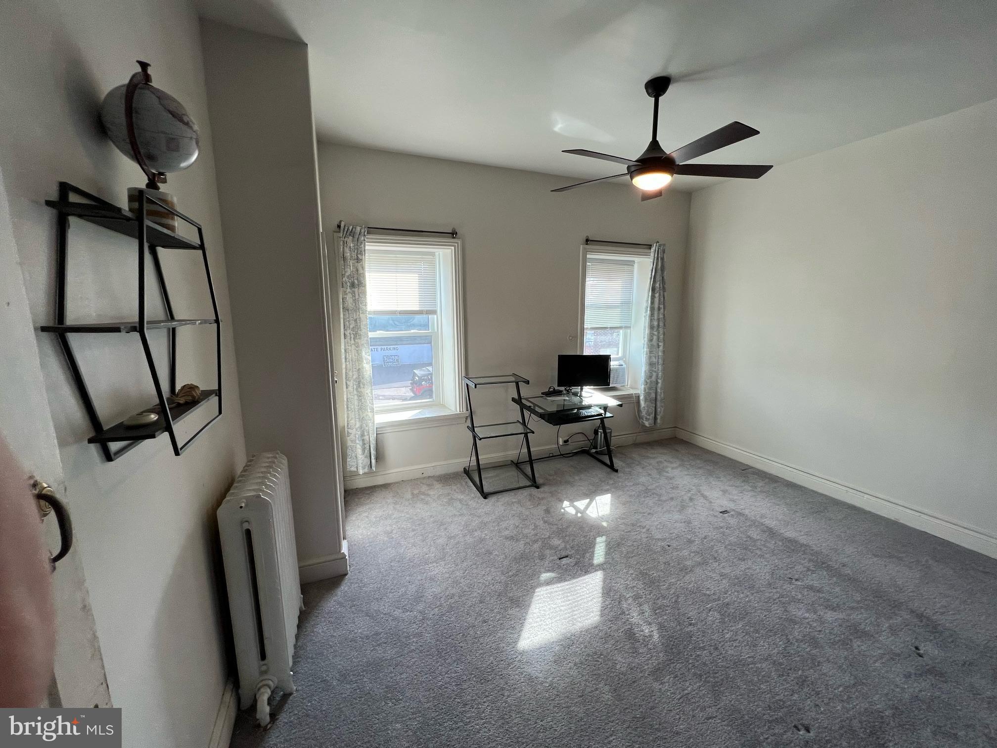 EAST FALLS - Residential Lease