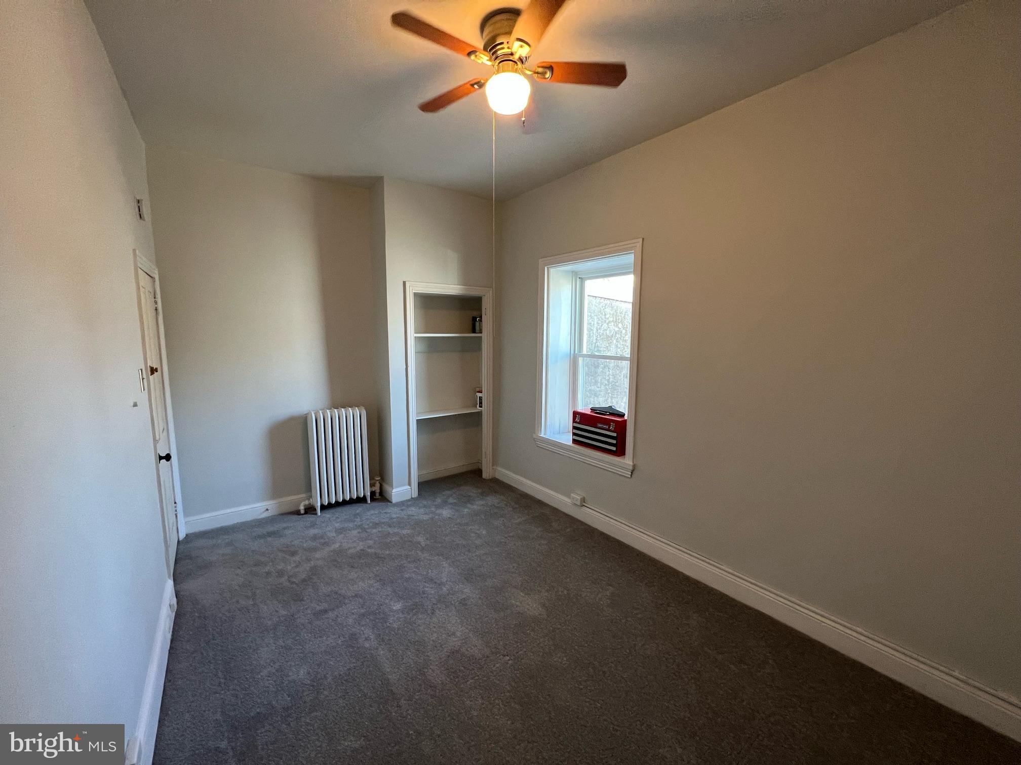 EAST FALLS - Residential Lease