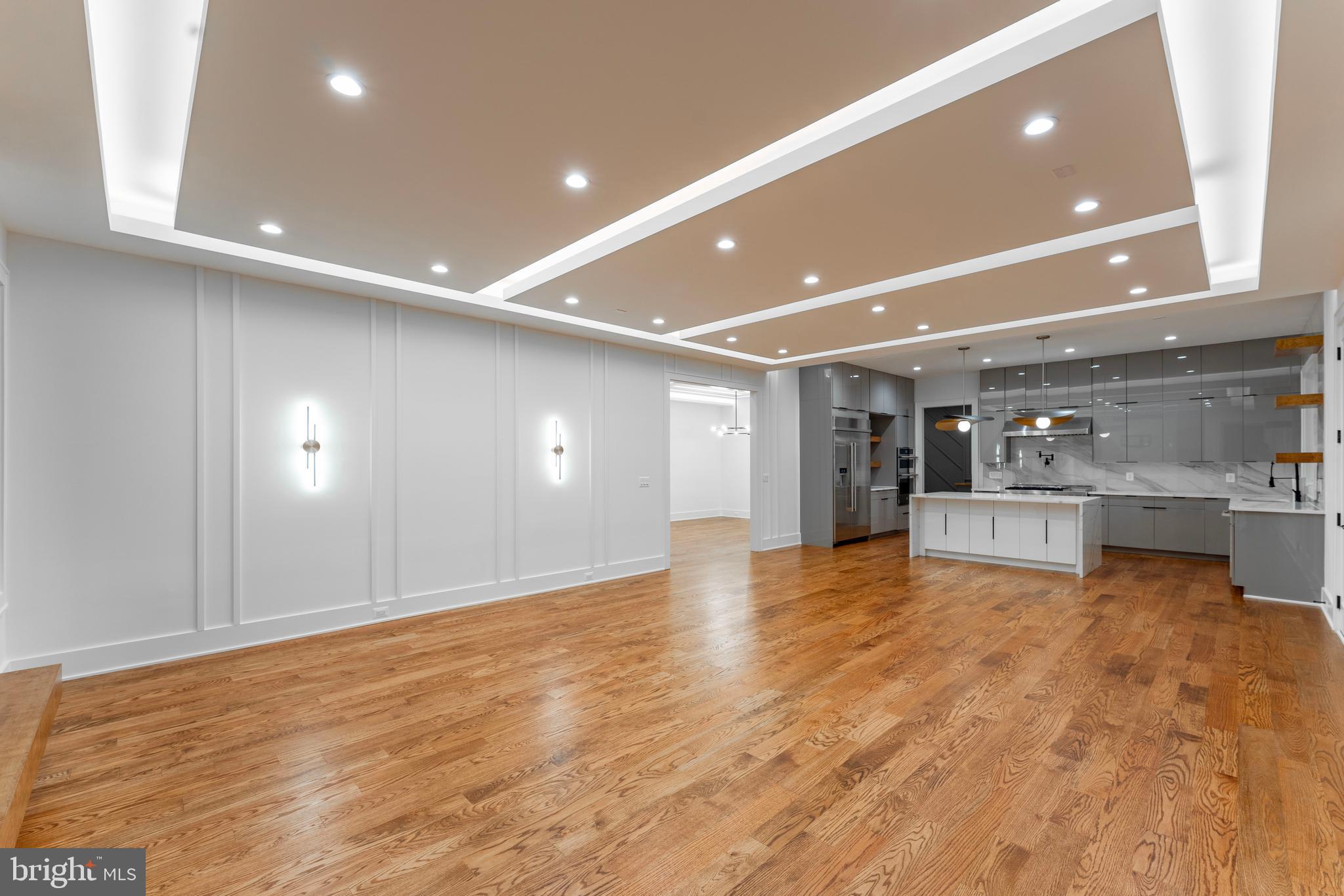 WESTWOOD MANOR - Residential