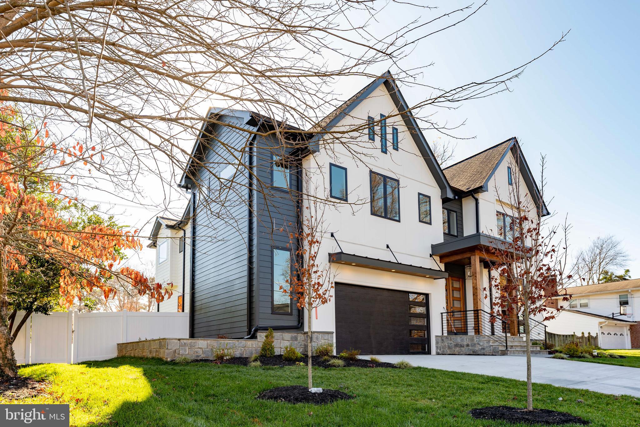 WESTWOOD MANOR - Residential