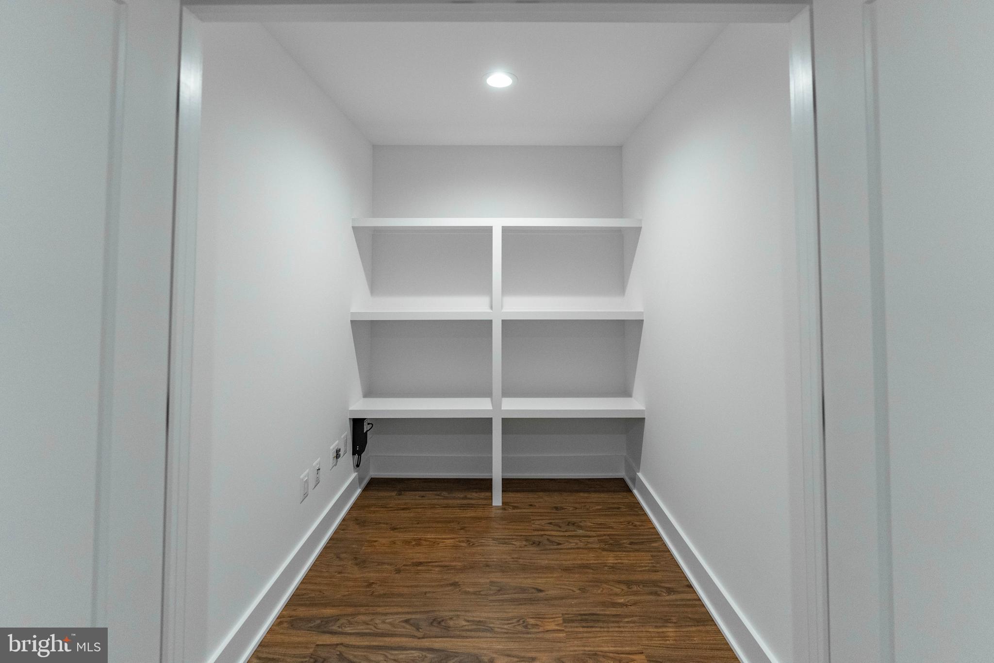 WESTWOOD MANOR - Residential