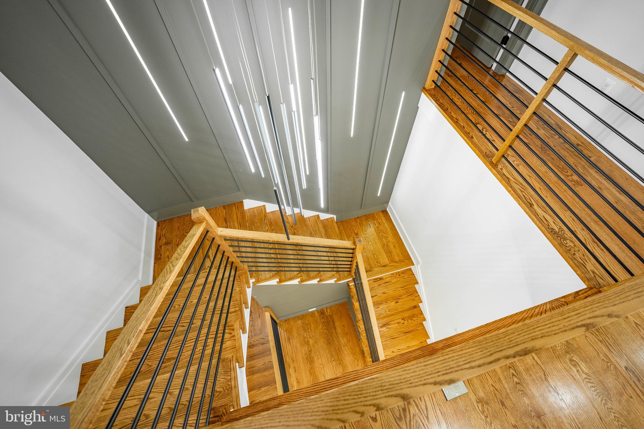 WESTWOOD MANOR - Residential