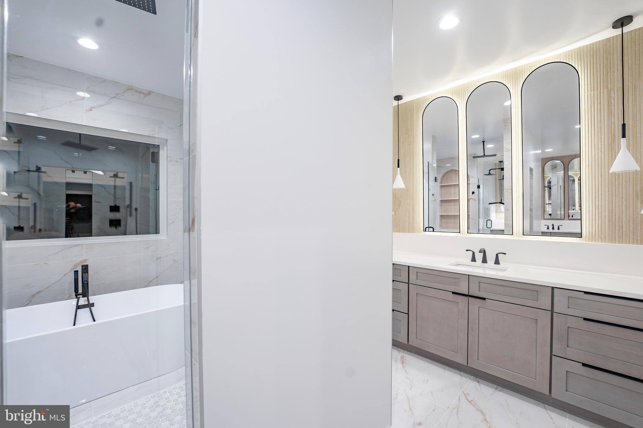 WESTWOOD MANOR - Residential