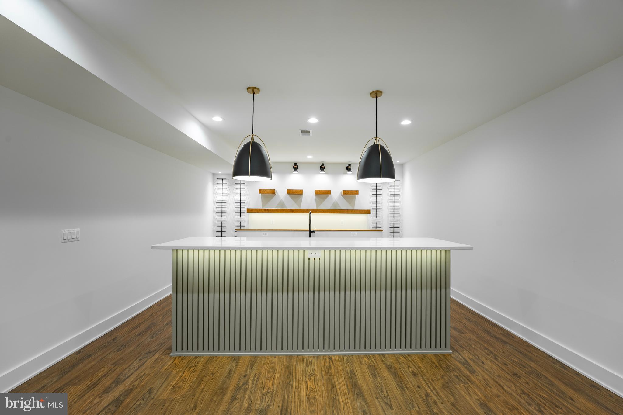 WESTWOOD MANOR - Residential