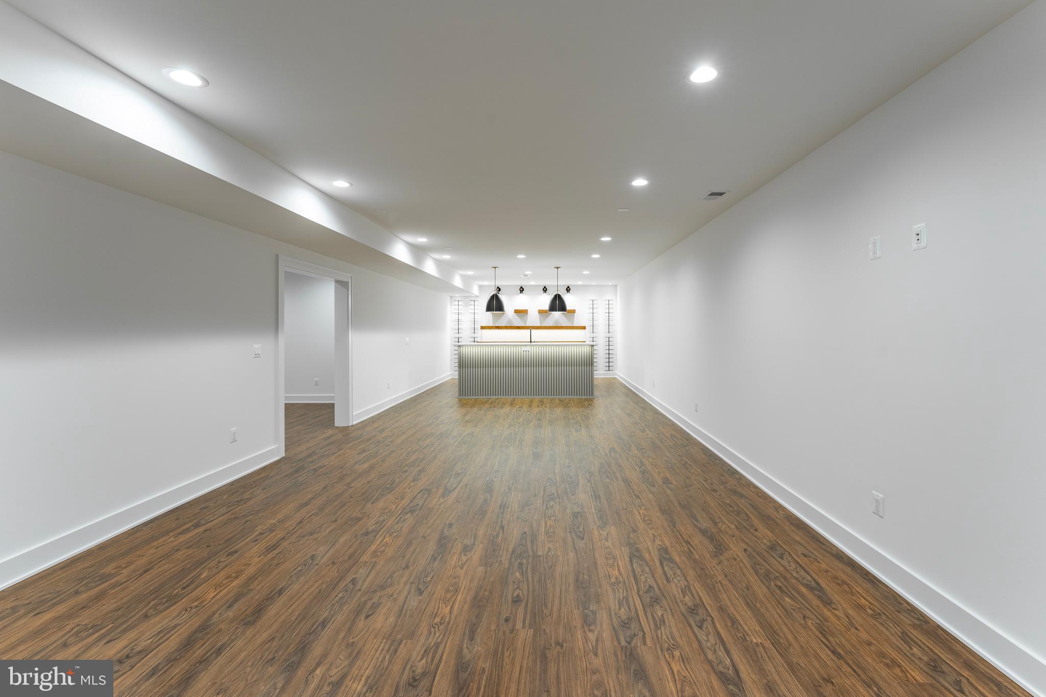 WESTWOOD MANOR - Residential