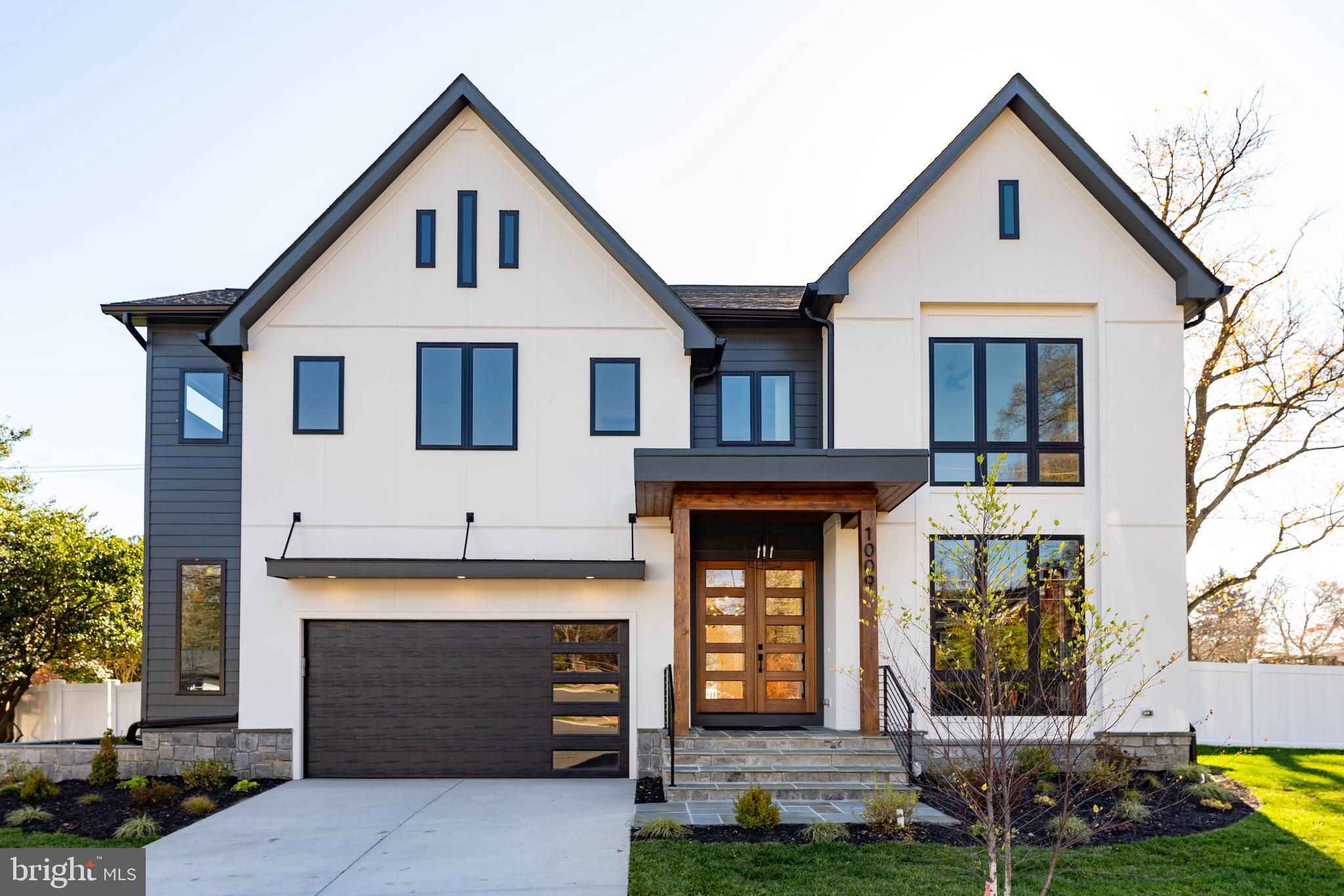 WESTWOOD MANOR - Residential