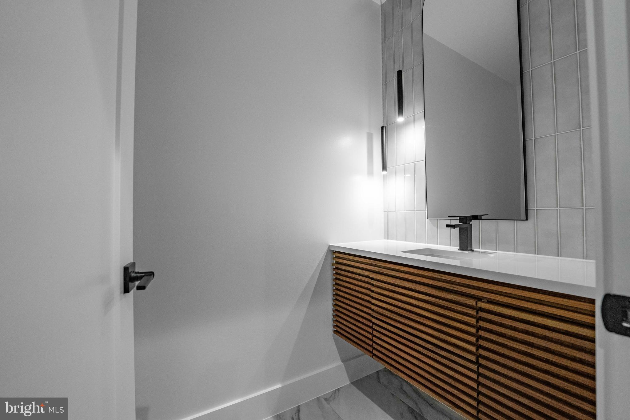 WESTWOOD MANOR - Residential