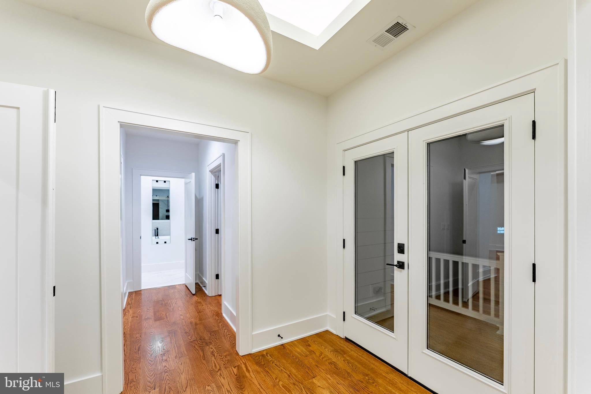 WESTWOOD MANOR - Residential