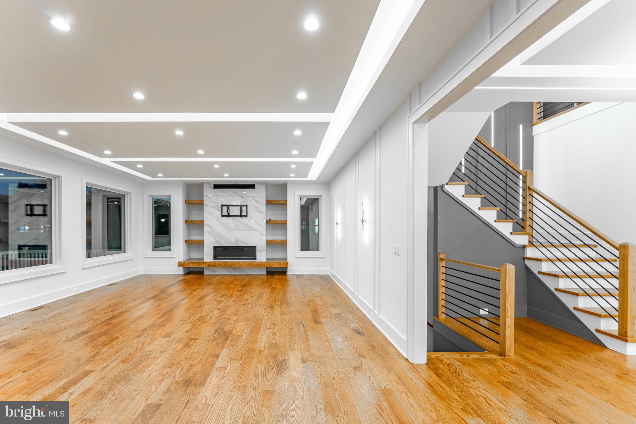 WESTWOOD MANOR - Residential