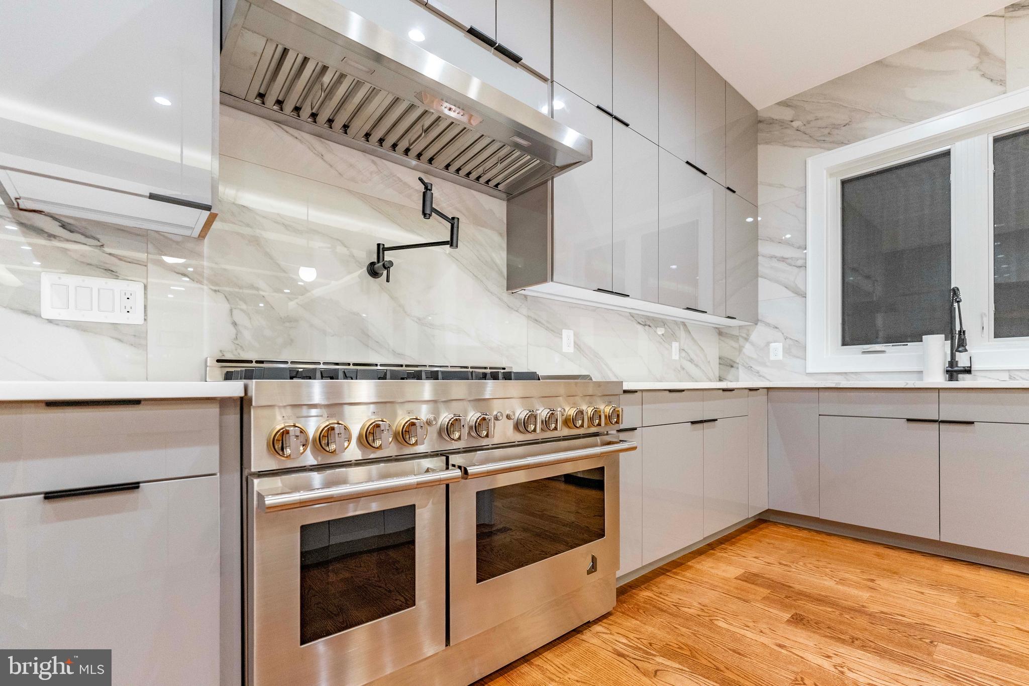 WESTWOOD MANOR - Residential