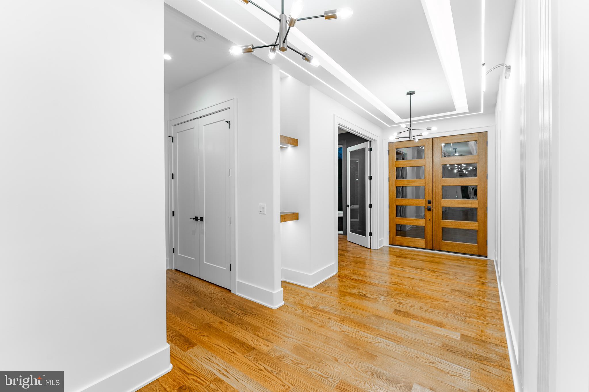 WESTWOOD MANOR - Residential