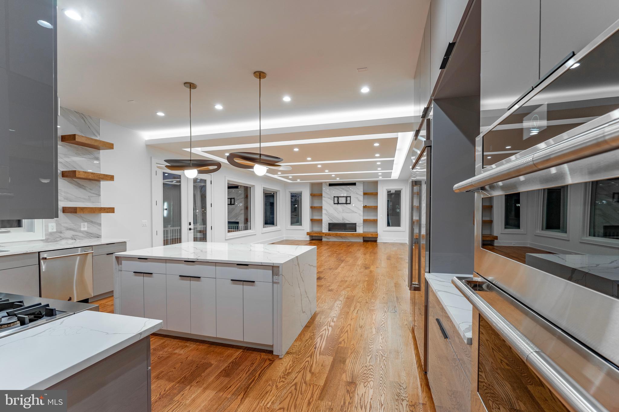 WESTWOOD MANOR - Residential